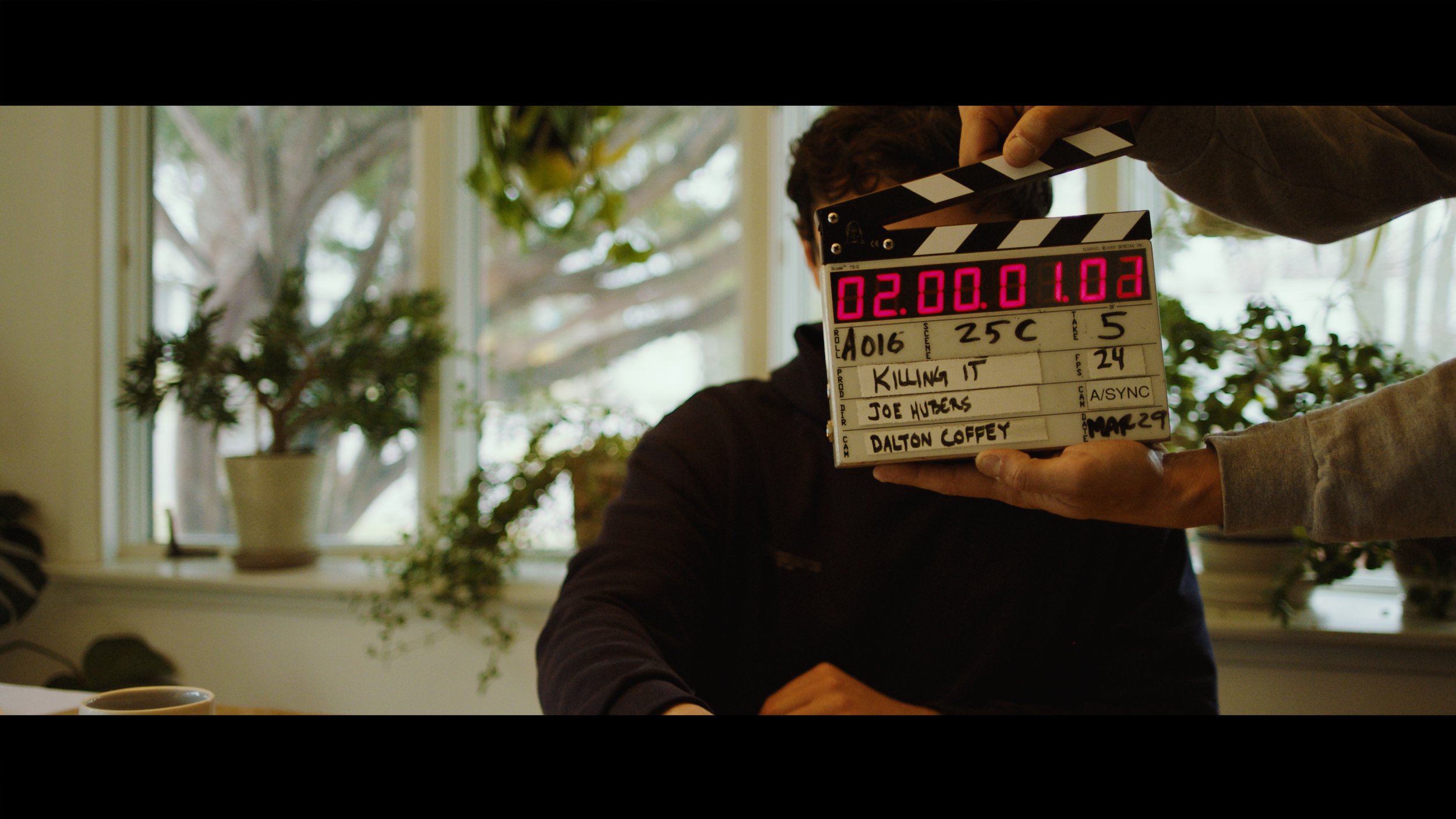 A016C019_120101_A59O.mov.02_00_01_01.Still001 copy.JPG