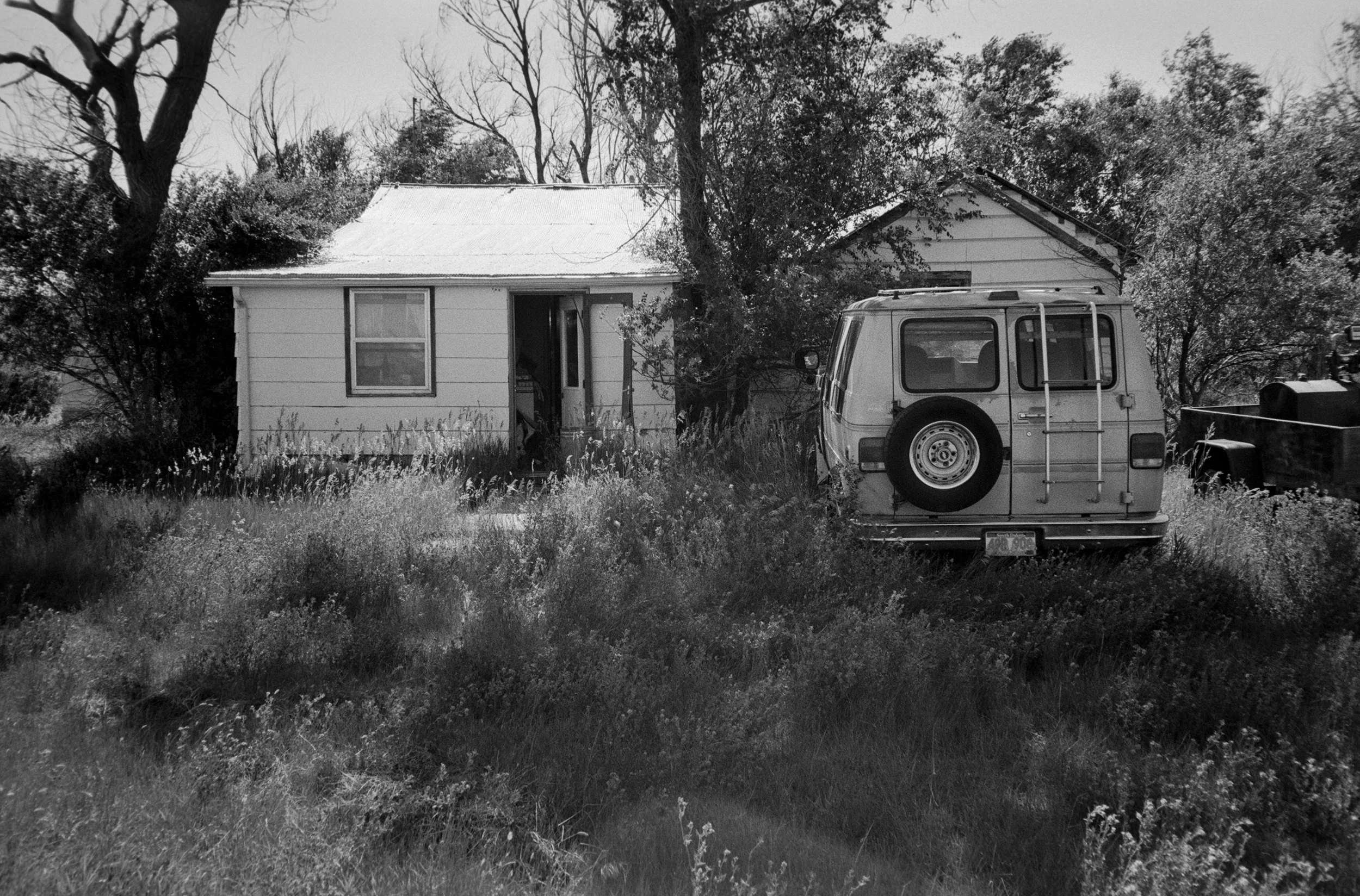 Joe Hubers_Kodak Ektapan400_South Dakota_Abandonded Home.jpg