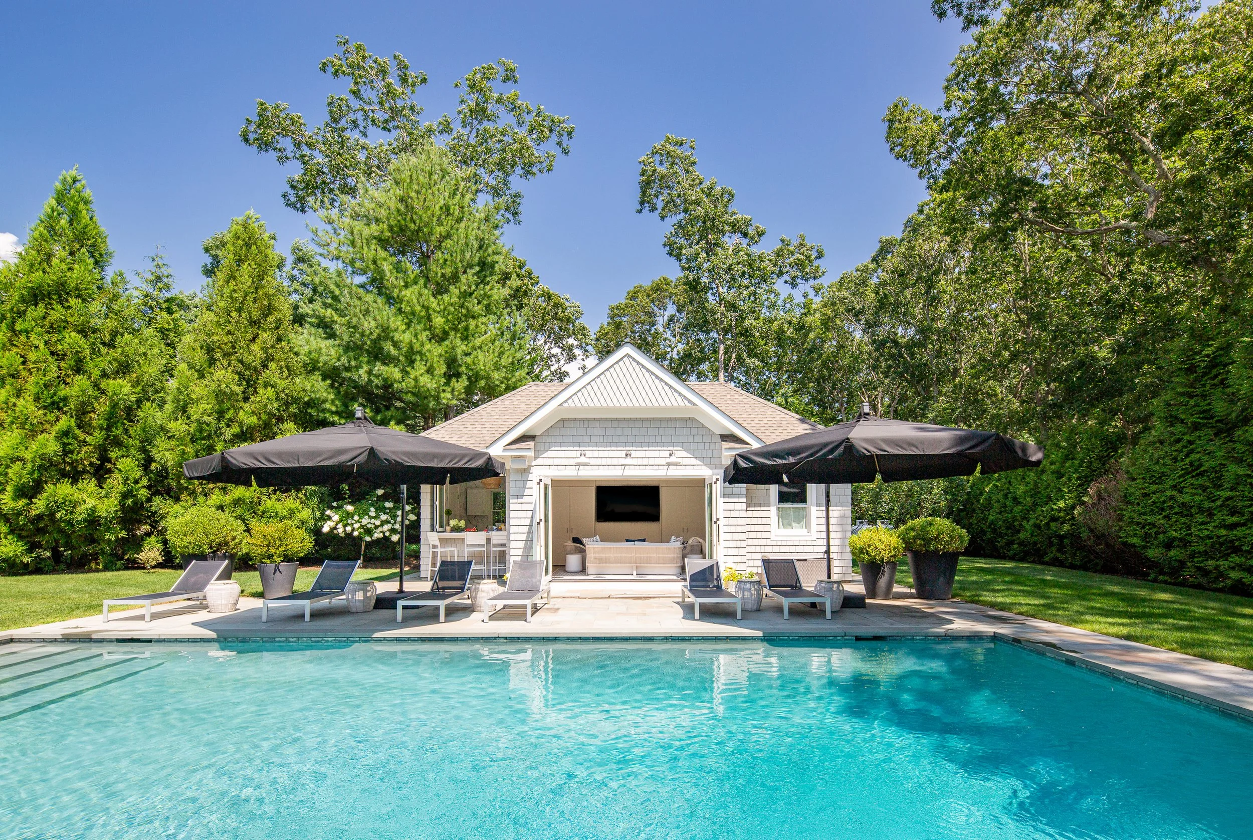 Amy Howard_147 Brook Road_Westhampton_pool house-2.jpg