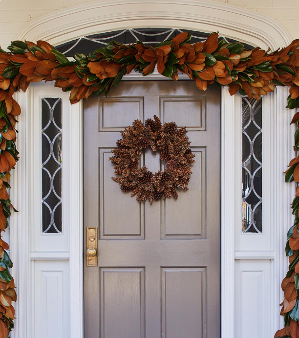 Natural Pinecone Wreath2.png