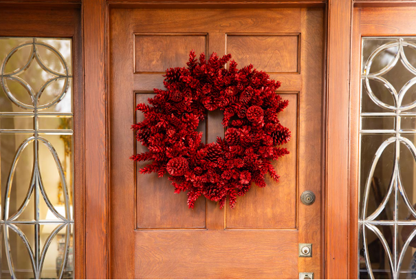 Red Pinecone Wreath3.png
