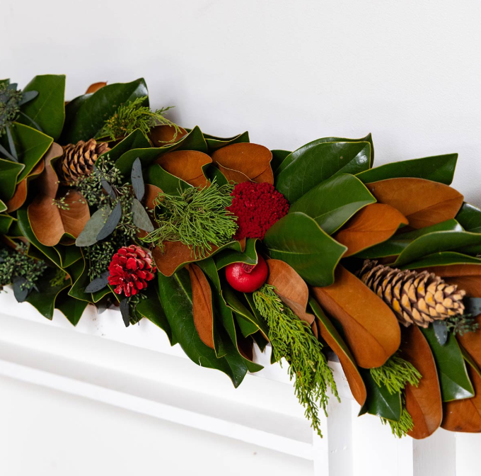 english estate garland.png