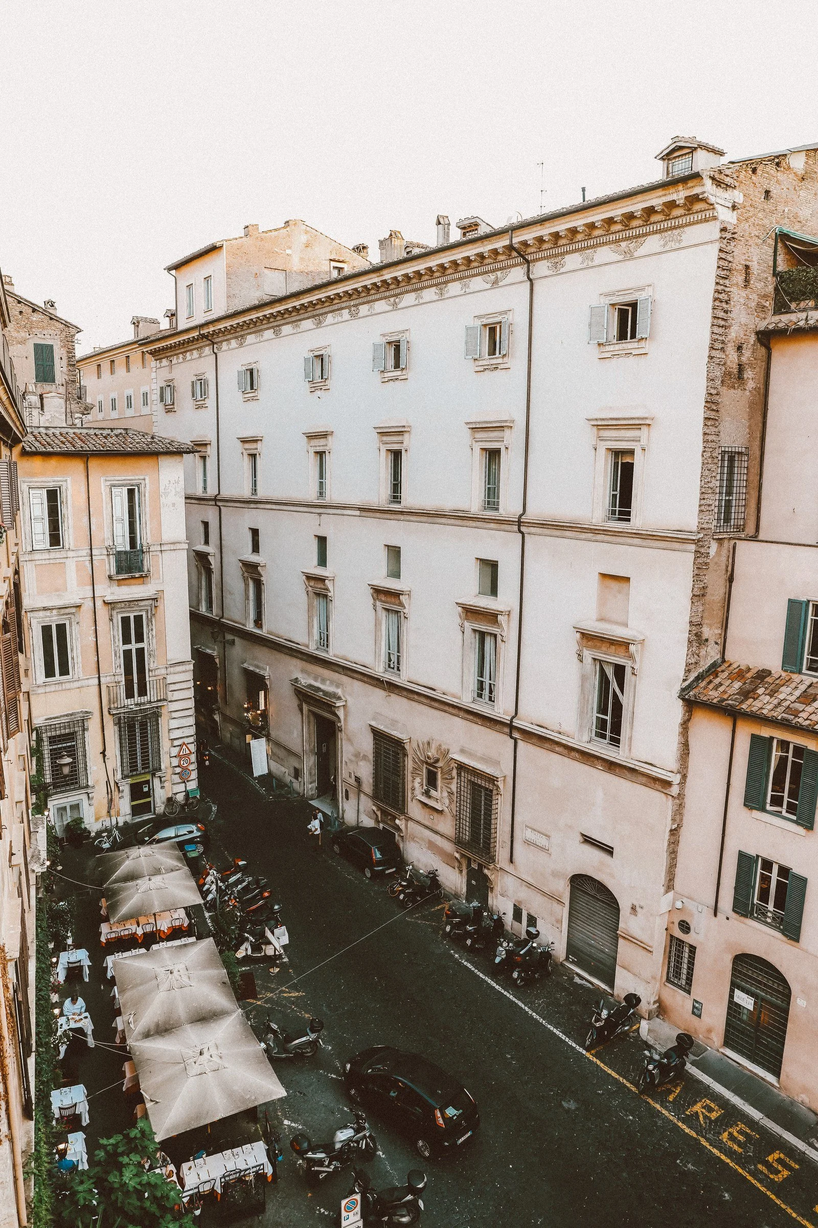 vintage-architecture-italy-3-hero.jpg