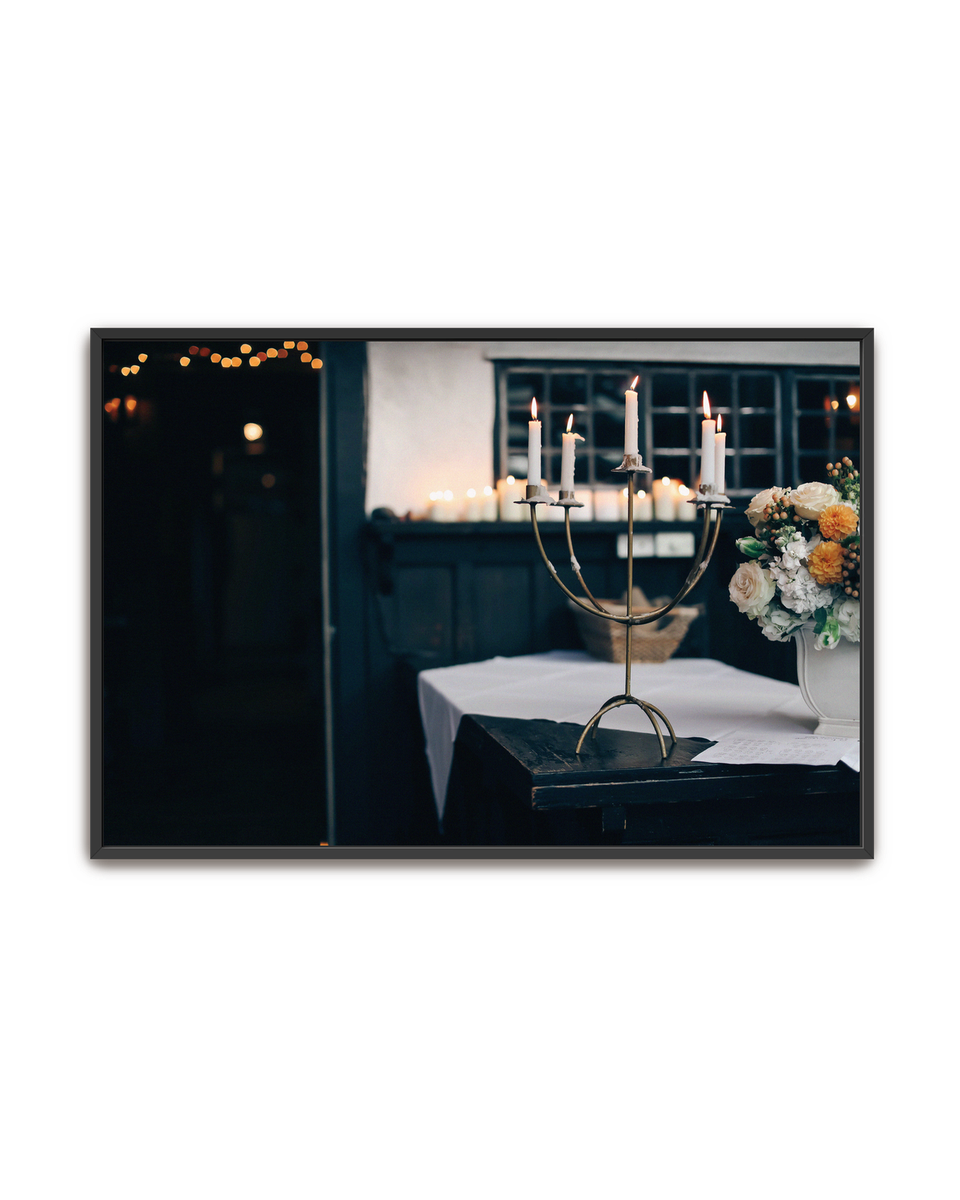 moody-candle-black-canvas.png