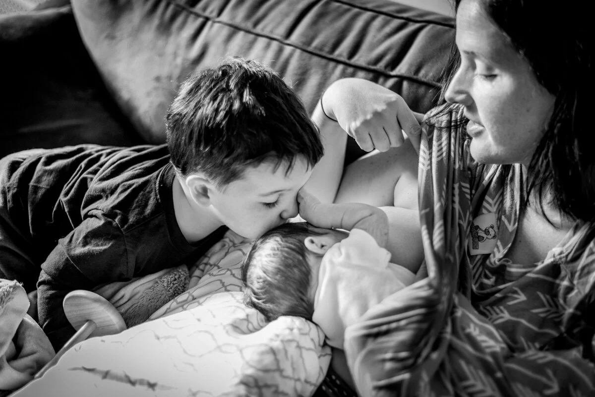 043_JuliaZavePhotography_family.jpg