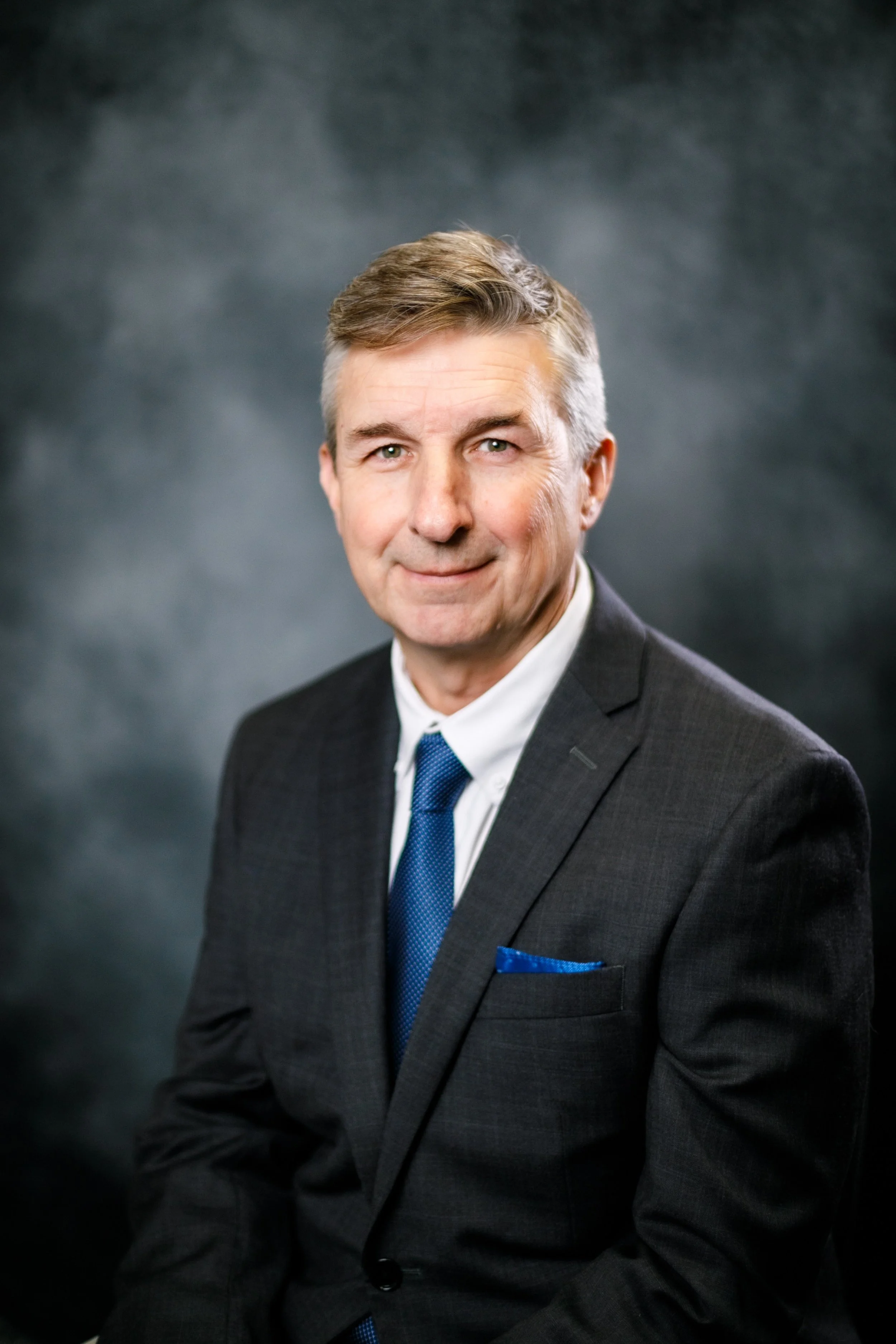  Chris Hunt 
 Director of Information Technology 
 
     (360) 482-1575  chunt@portgrays.org 
 
   
   
   
   
   
   
   