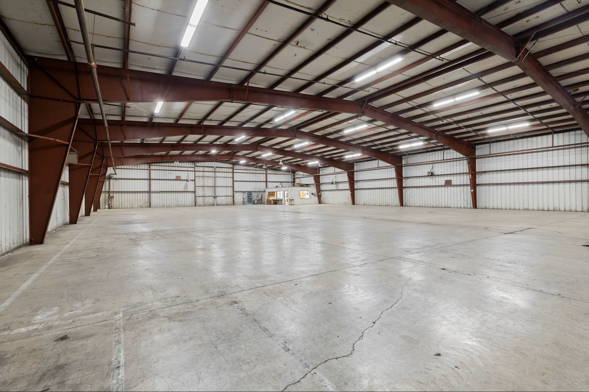 Warehouse 15 | 31 West Park Ln