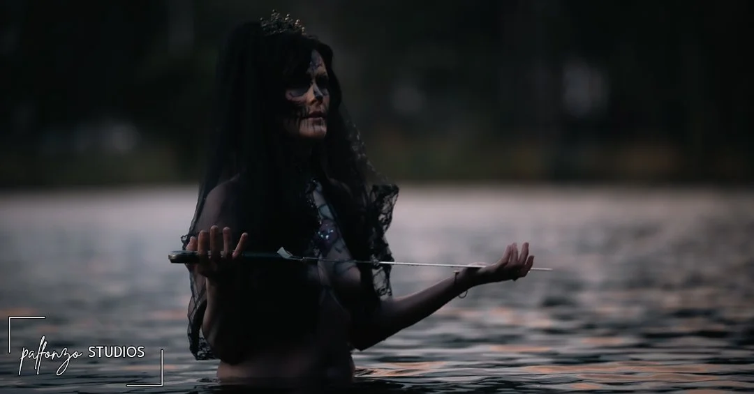 palfonzo Studios - Traveling Photographer - # 003502 - 004 - ig(h).jpg