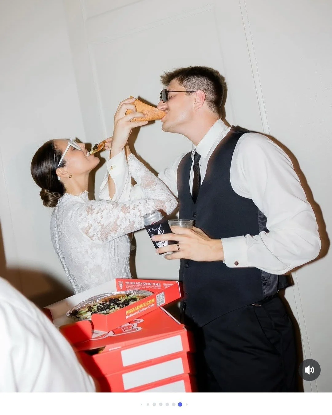 💍🍕 Love was in the air&hellip; and so was pizza. 🍕💍

We had the honor of helping celebrate a wedding this weekend, and we were so excited that they chose Pizza Dive for their late-night snack and party fuel.

There&rsquo;s just something about pi
