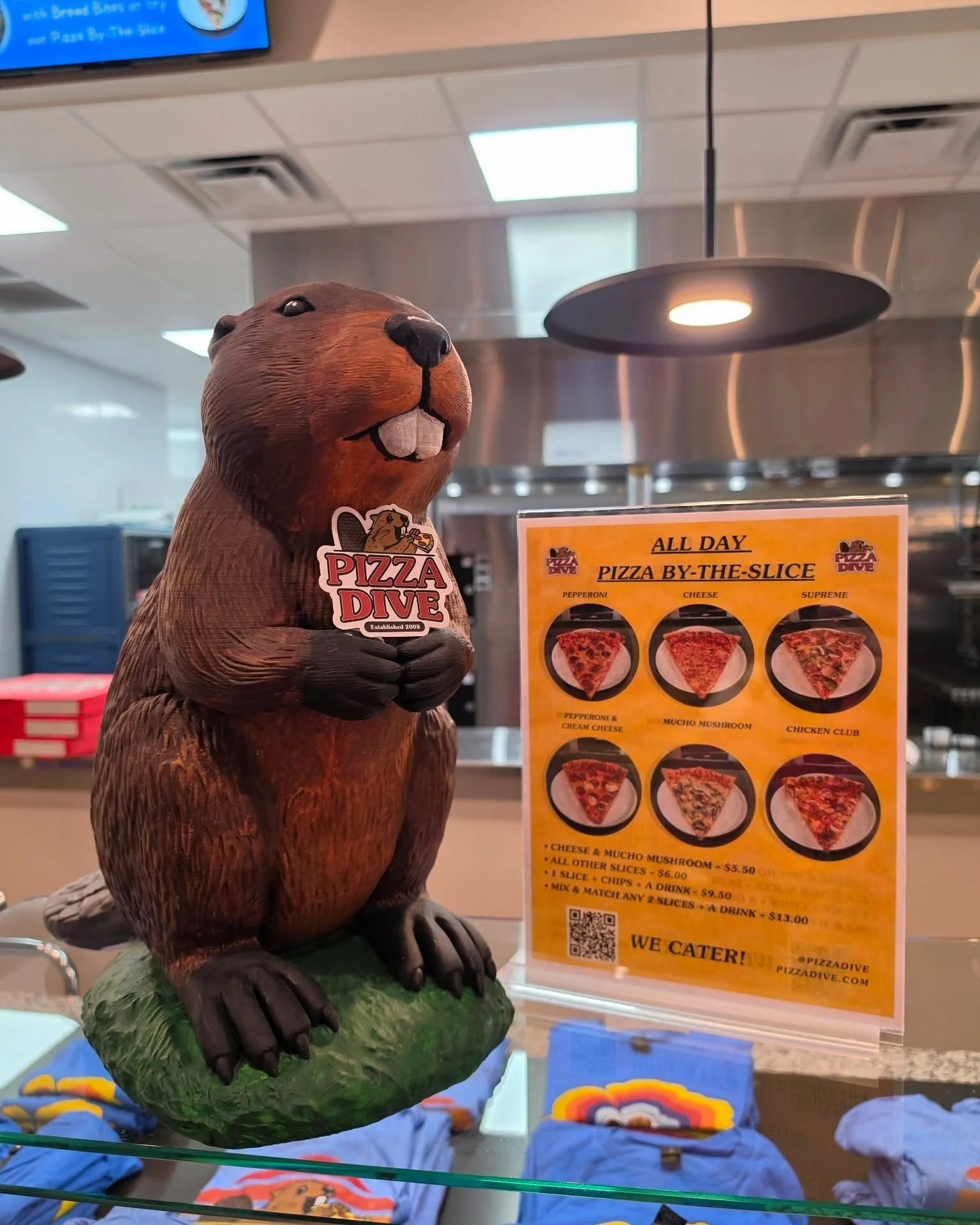 🦫🍕 Benny's Pizza Quest continues...

After all the exploring, meeting the Team, and getting acquainted with Pizza Dive, Benny has reached an important part of his adventure:

What slice should he try?! 👀

With 6 amazing options available all day, 