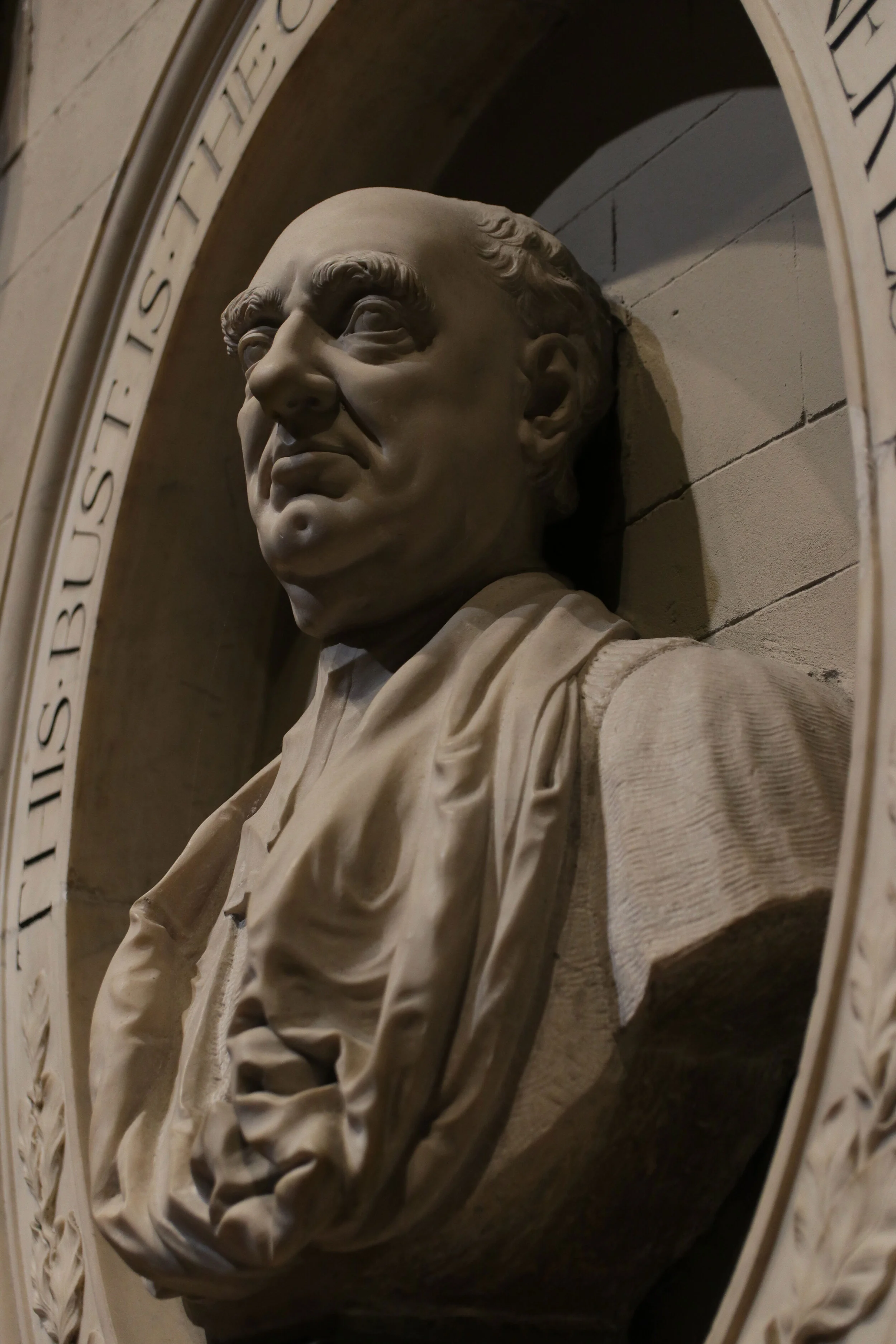  A bust of Jonathon Swift in St. Patrick's Cathedral, Dublin 