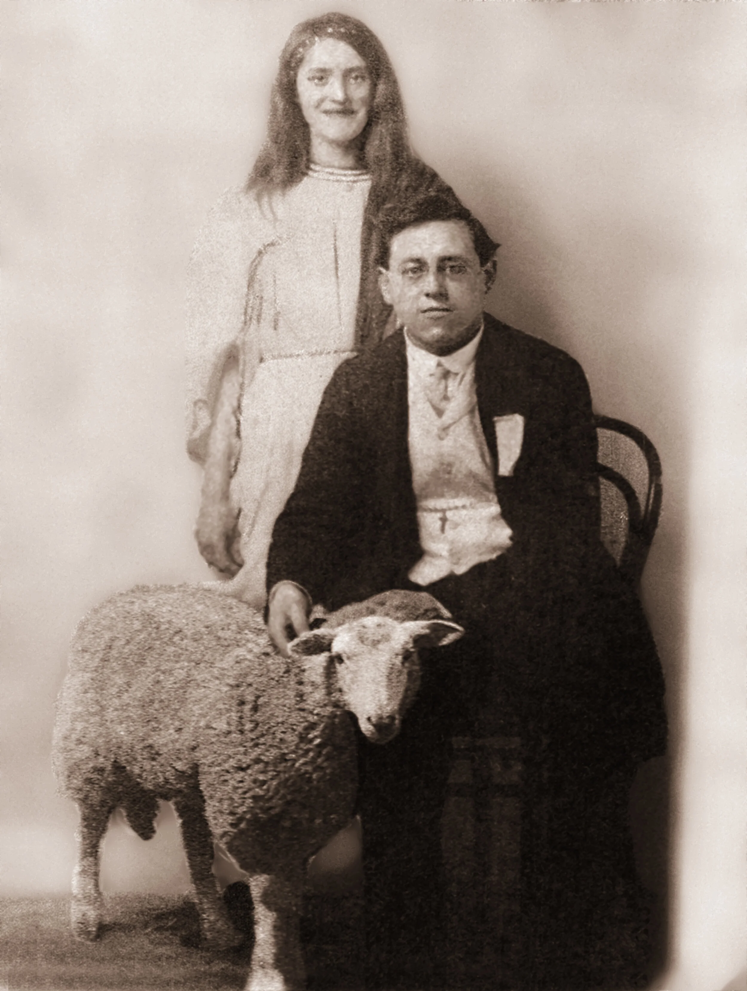  Emmanuel Altman 