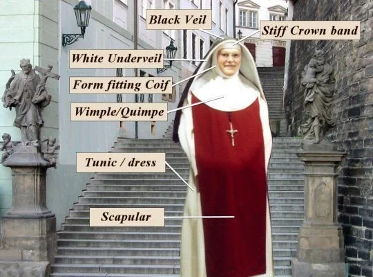 Redemptoristine nun in red scapular