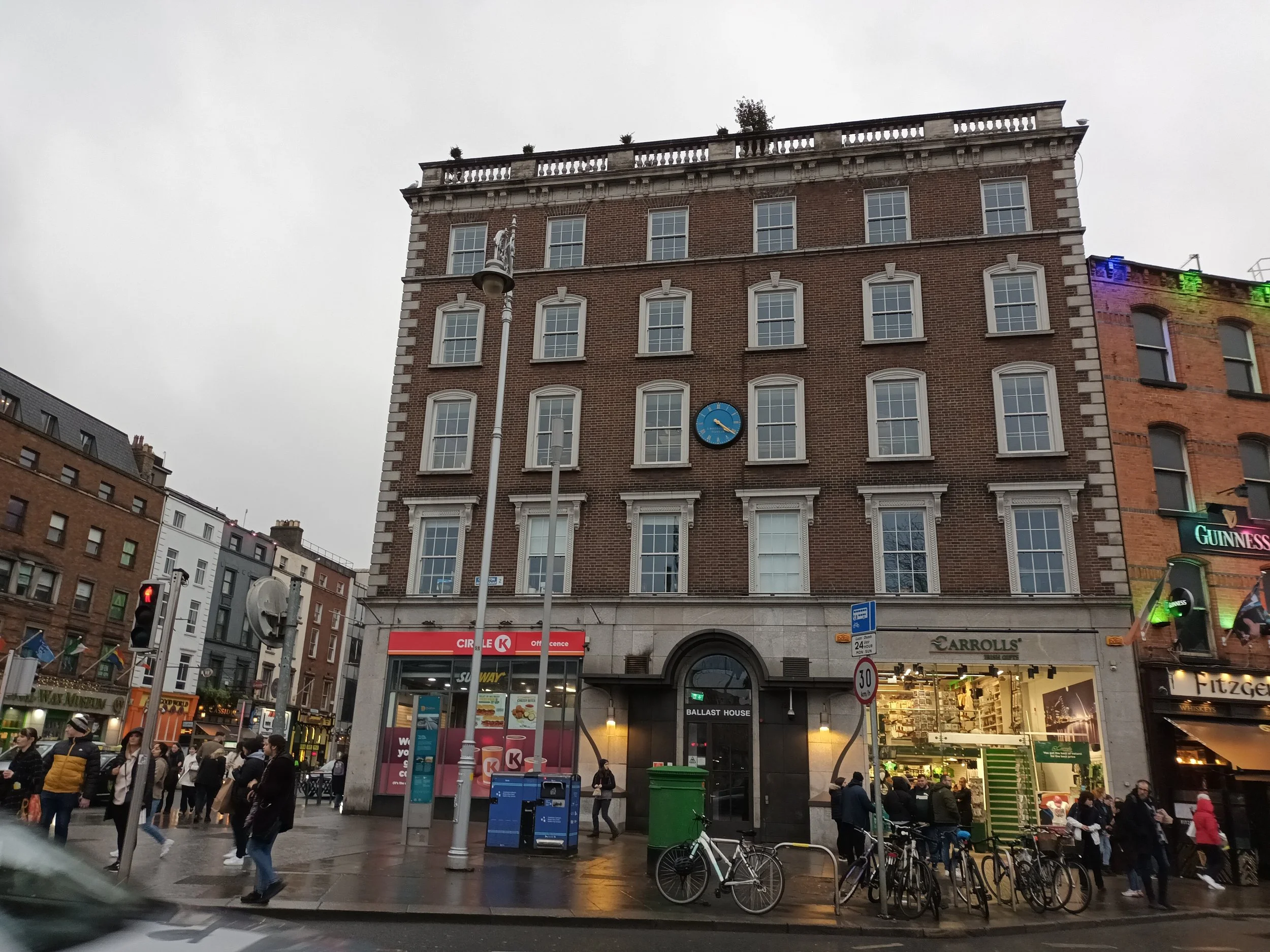  The Ballast House, as seen from O’Connell Bridge, 2023; Note the north-facing clock and the absent timeball 