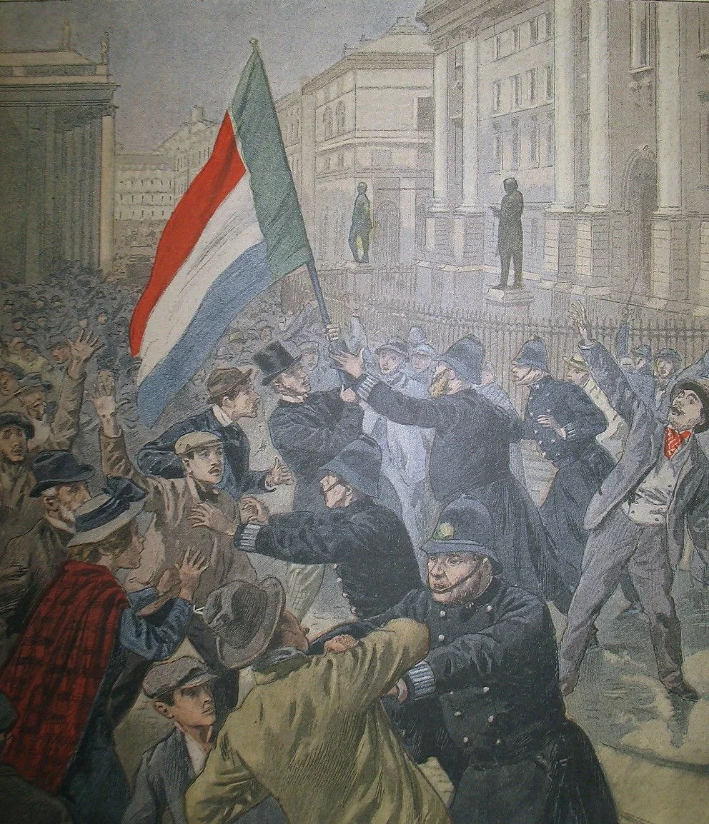  Anti Boer War protesters at the gates of Trinity College,  Le Petit Journal  