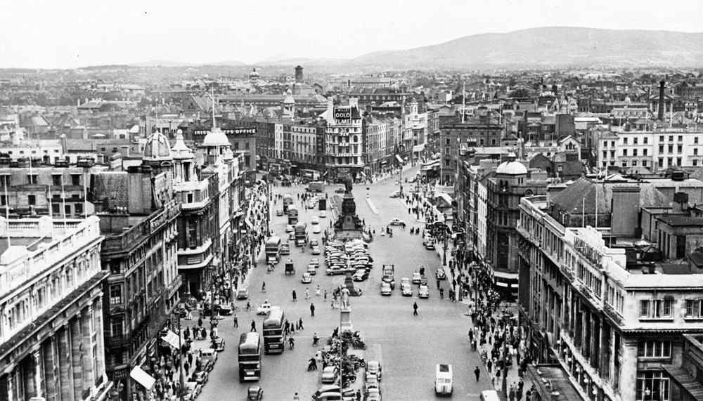 The view from Nelson’s Pillar looking south, c. 1950. ( Image source )