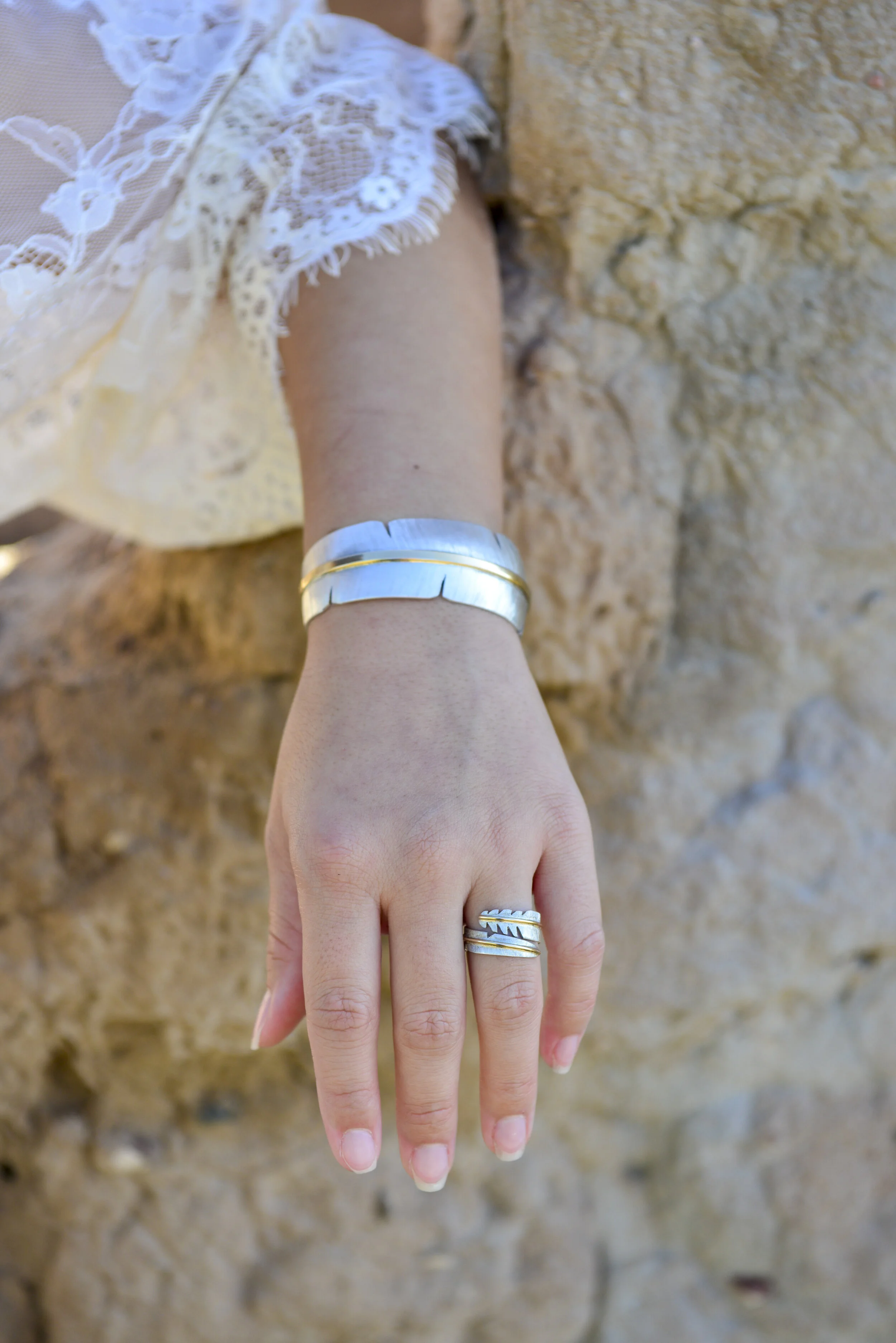Kirk_Jewelry243Minimalist Summer 2020 Elena20200728.jpg
