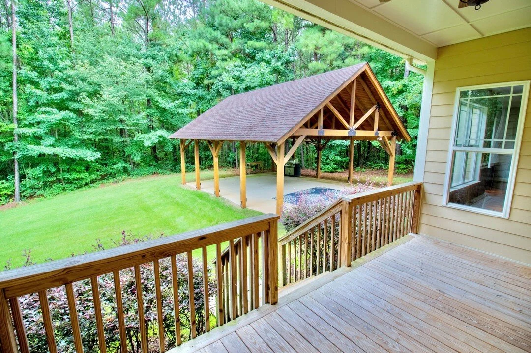 Imagine the memories that could be made entertaining in this backyard. 🌿☀️
📍 175 Stone Briar Dr
👉🏼 $329,000