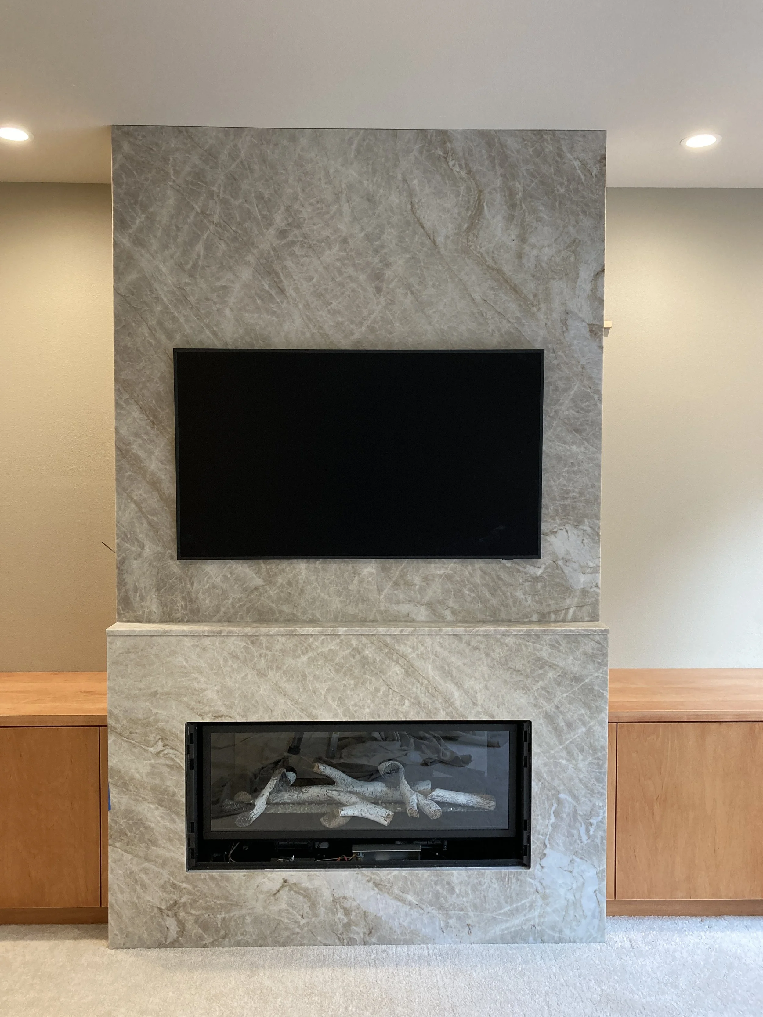 Tiwanna Fireplace.JPG