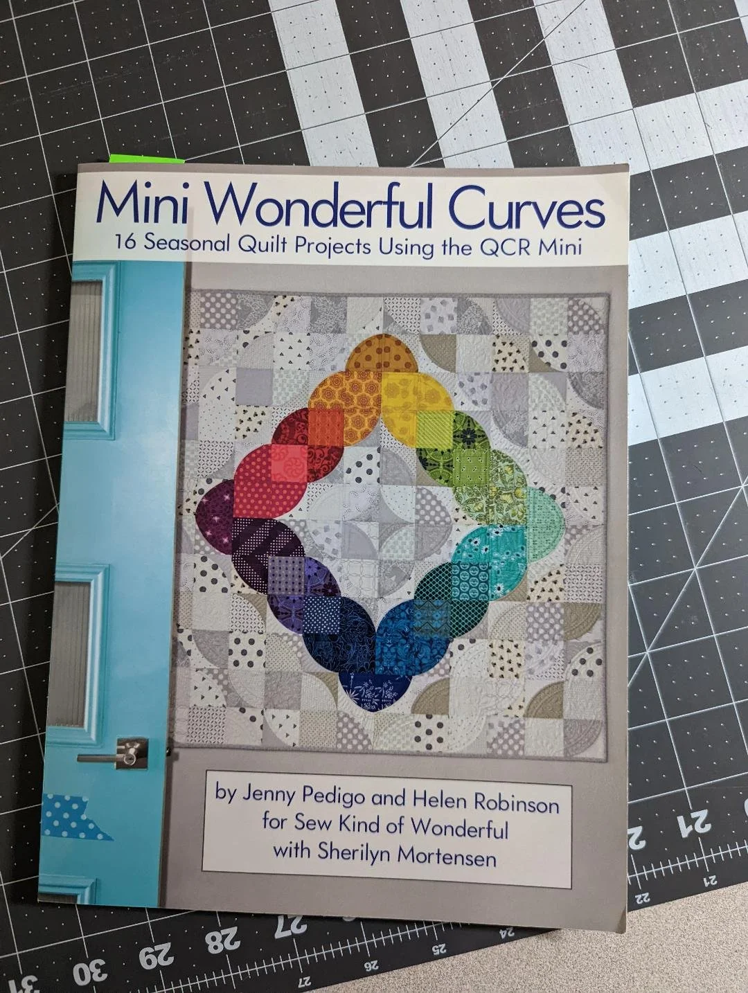 Mini Wonderful Curves book.jpg