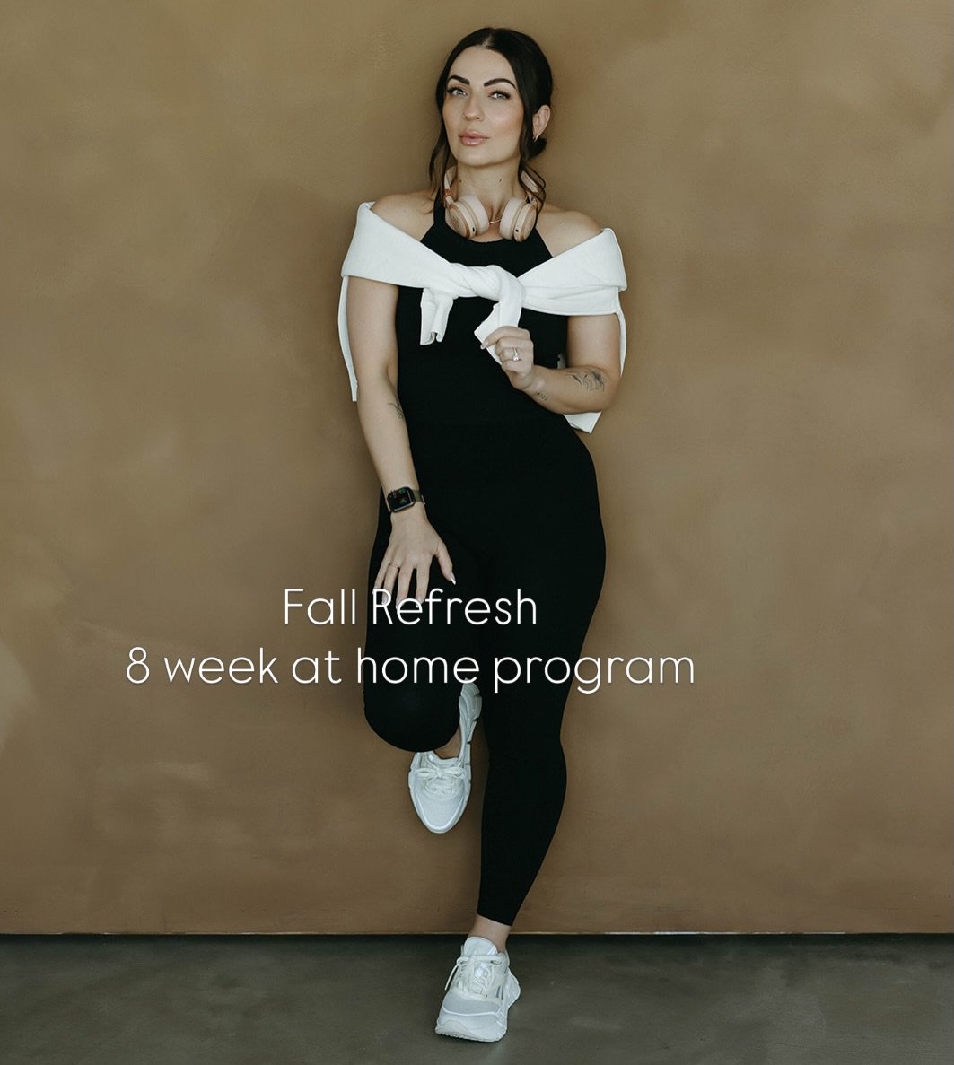 If you need a little boost to get back on track or a place to start with the fundamentals, this program is for you. It's 3 days a week from home, less than an hour and all you need are some dumbbells and bands.
Sample meals included so you can try so