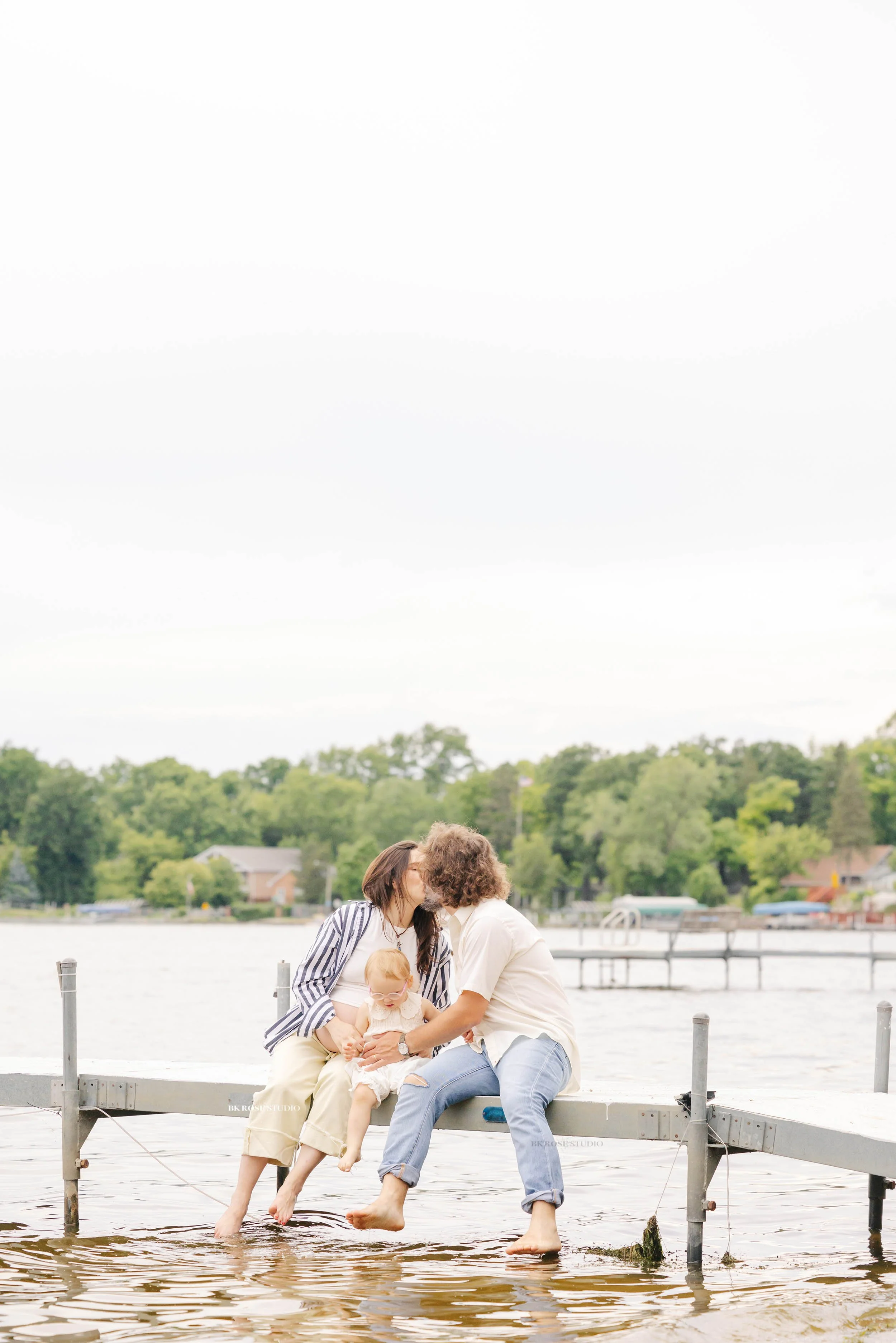 at-home-lifestyle-photography-session-lake-county-1.jpg