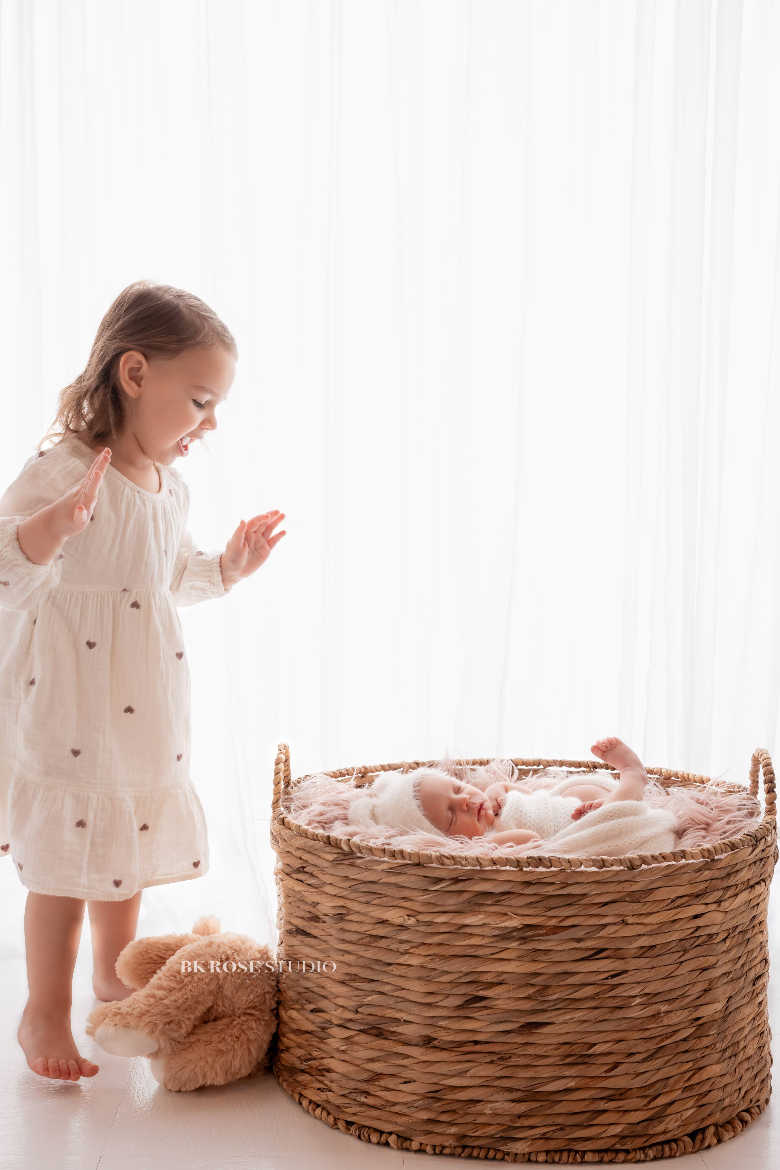 newborn-photographer-near-me-libertyville-illinois-78.jpg