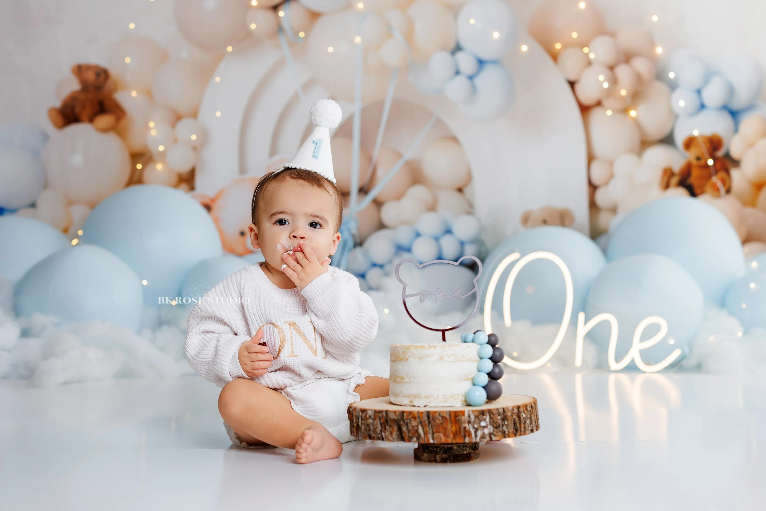 cake-smash-photographer-near-me-libertyville-illinois-54.jpg