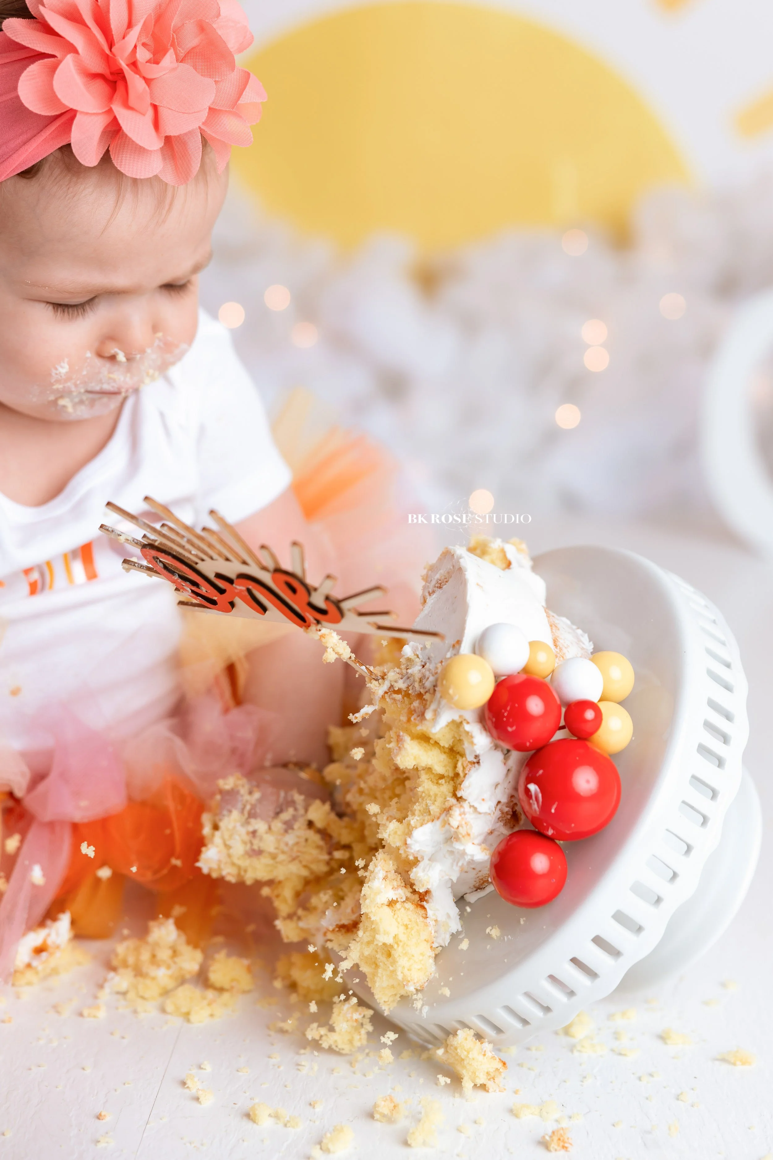cake-smash-photographer-near-me-libertyville-illinois-5.jpg