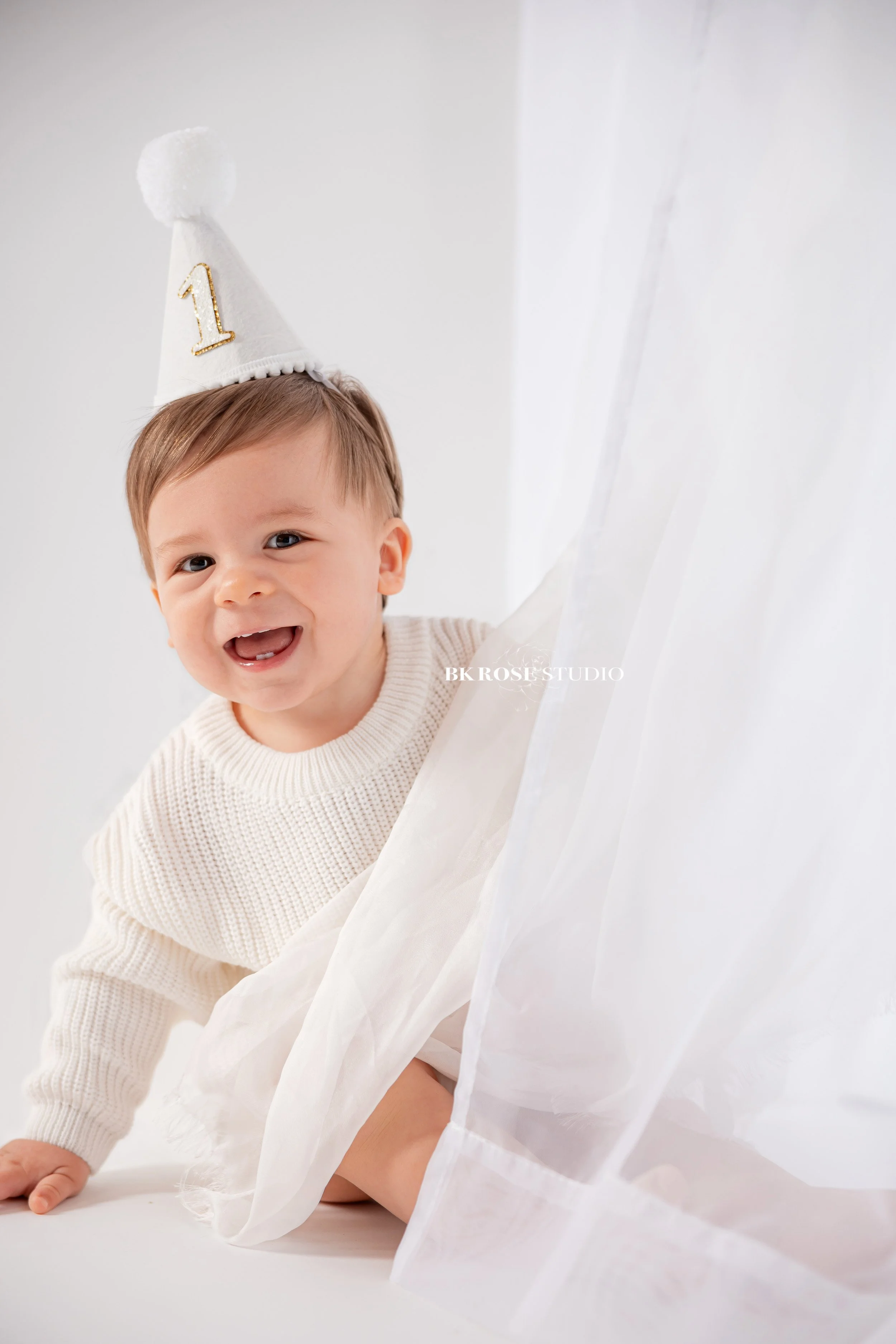 cake-smash-photographer-near-me-libertyville-illinois-14.jpg
