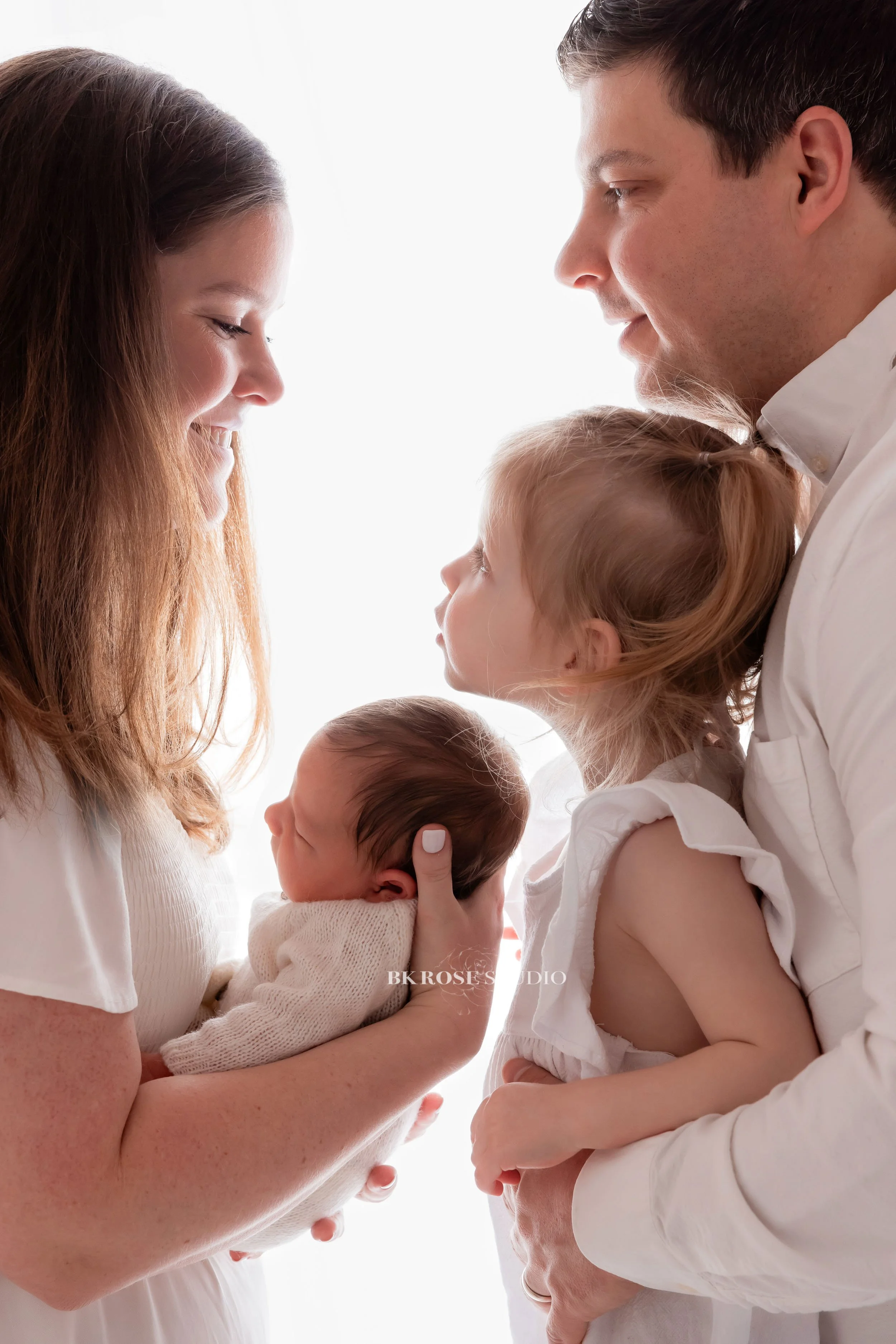 newborn-photographer-near-me-libertyville-illinois-37.jpg