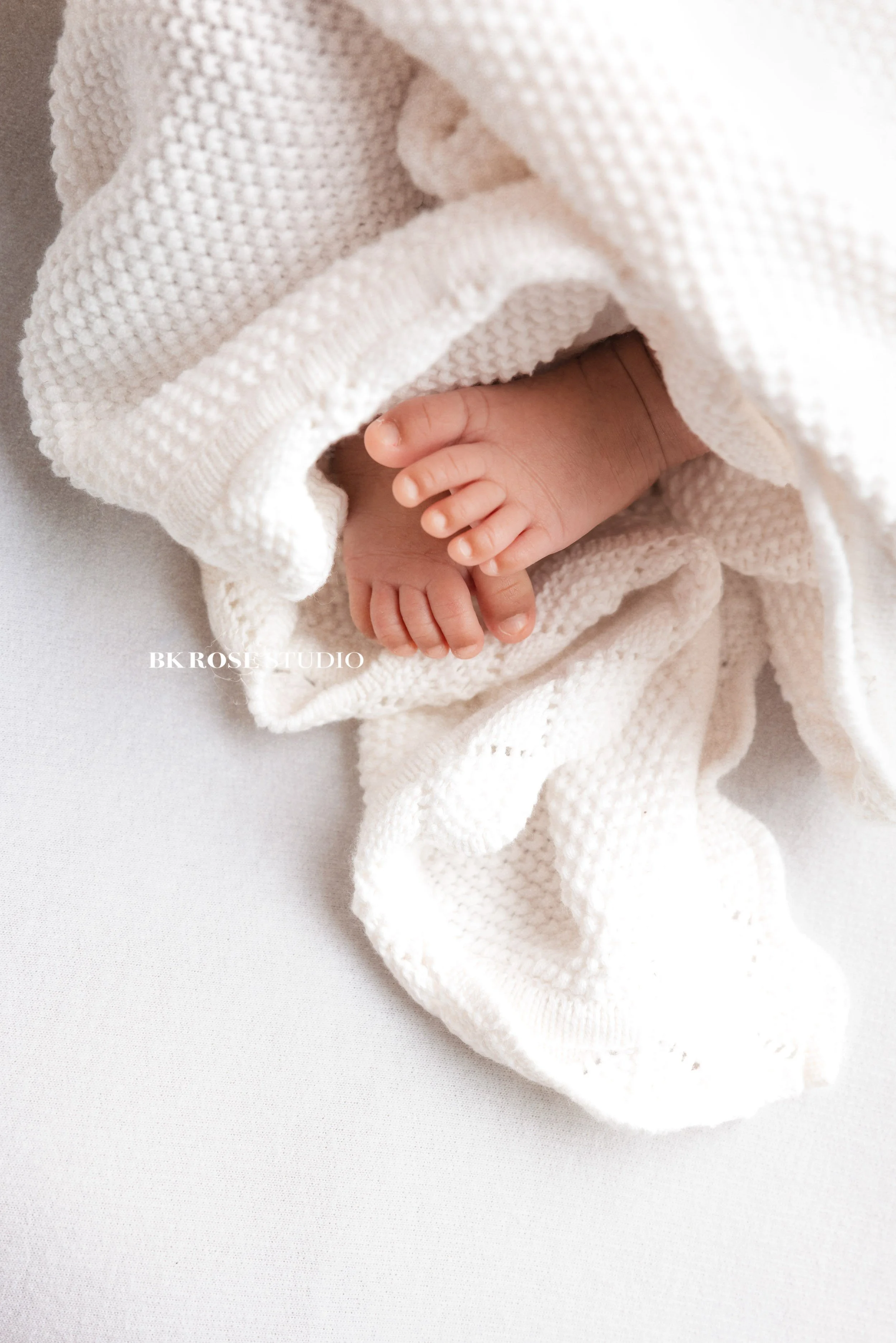 newborn-photographer-near-me-libertyville-illinois-43.jpg