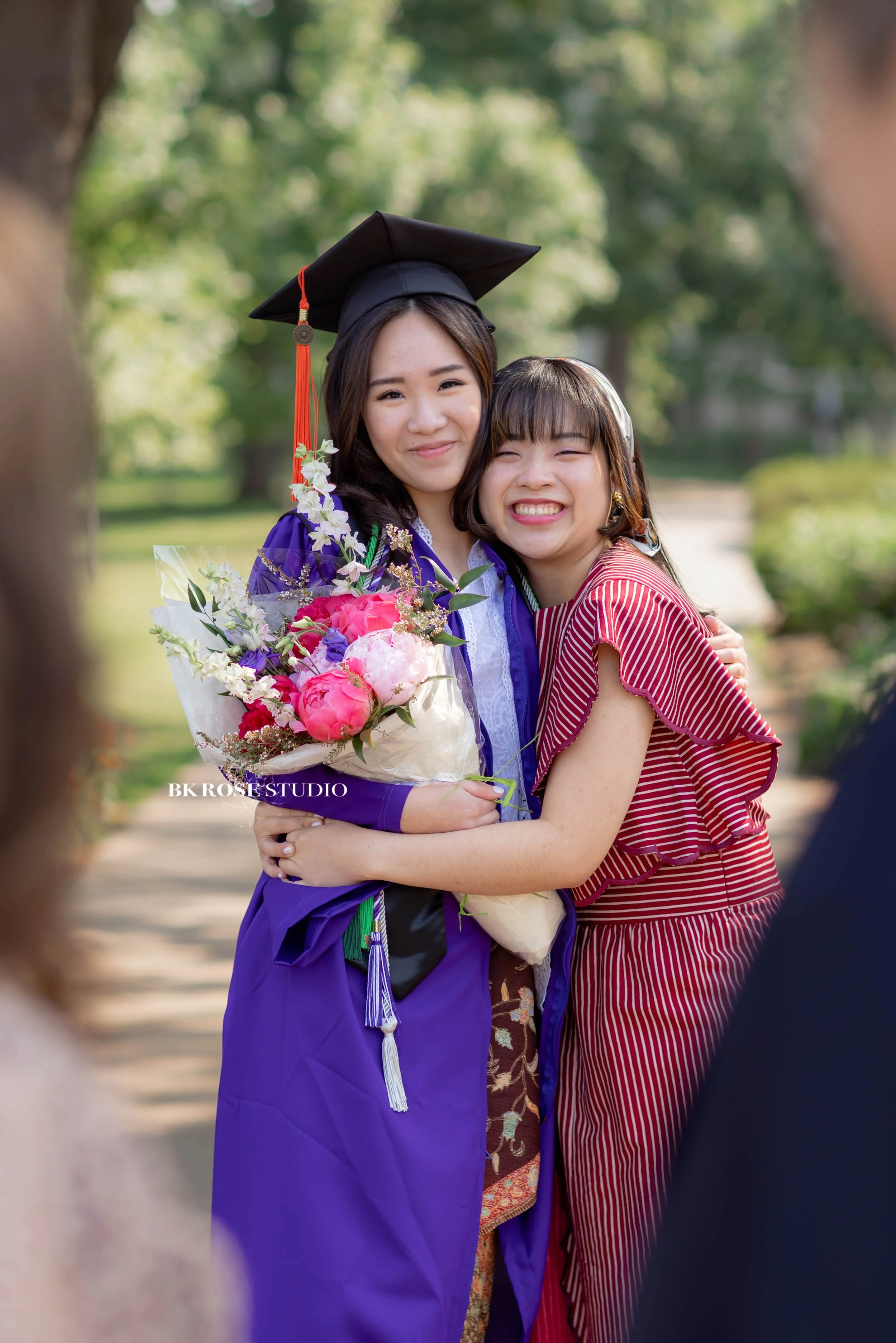 graduation-portrait-photographer-northwest-chicago-suburbs-6.jpg