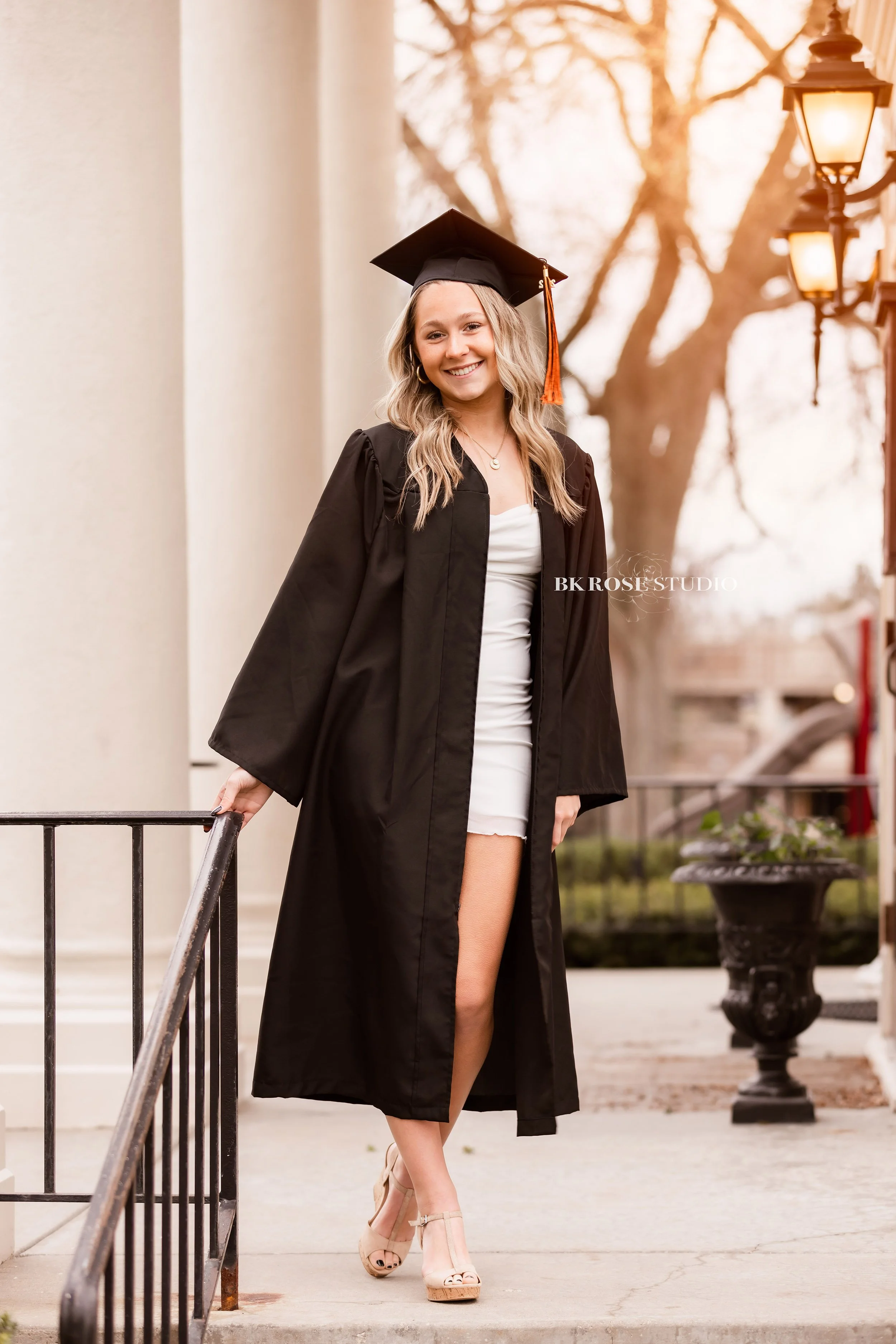 graduation-portrait-photographer-northwest-chicago-suburbs-1.jpg