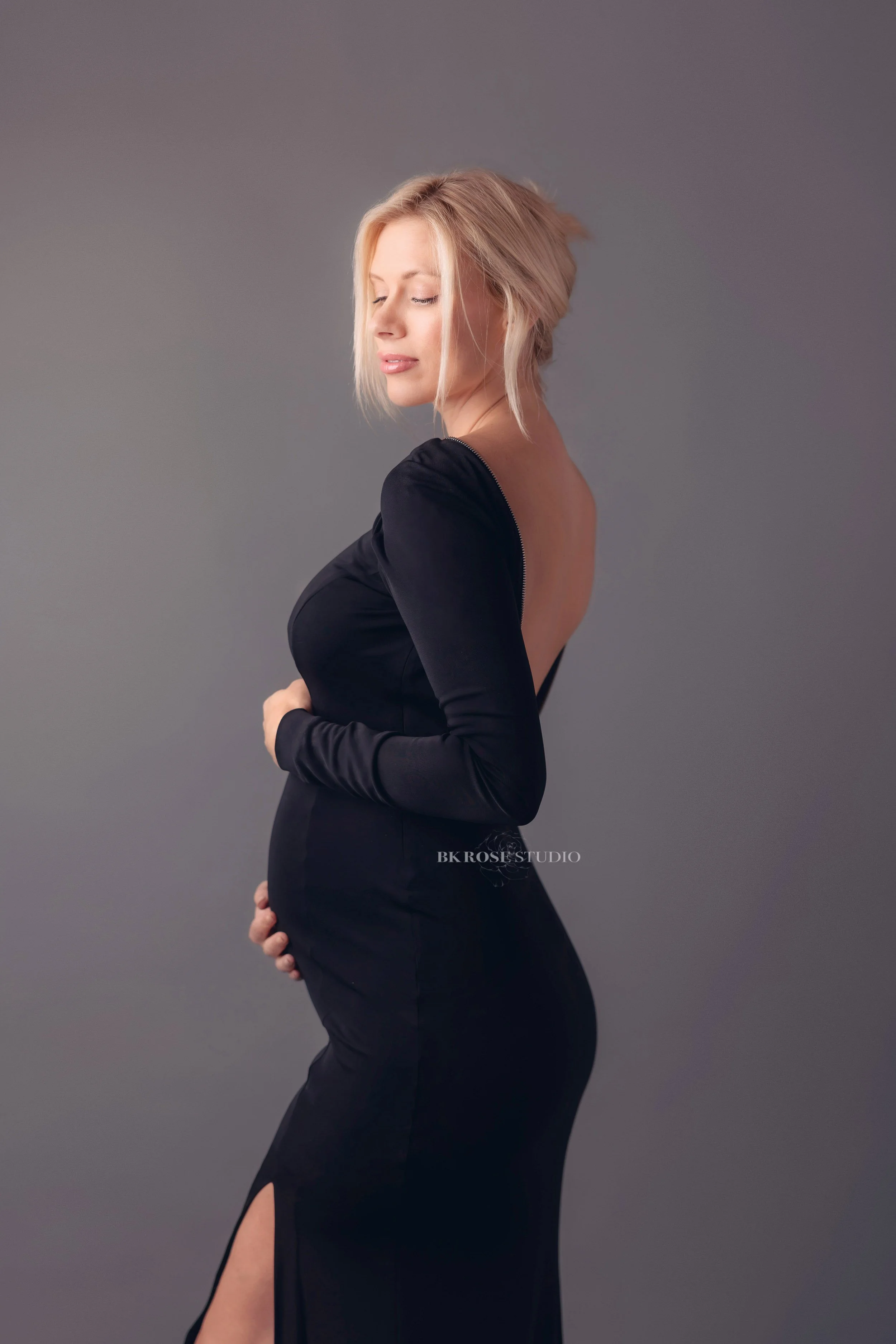 maternity-portrait-photographer-lake-county-il-13.jpg