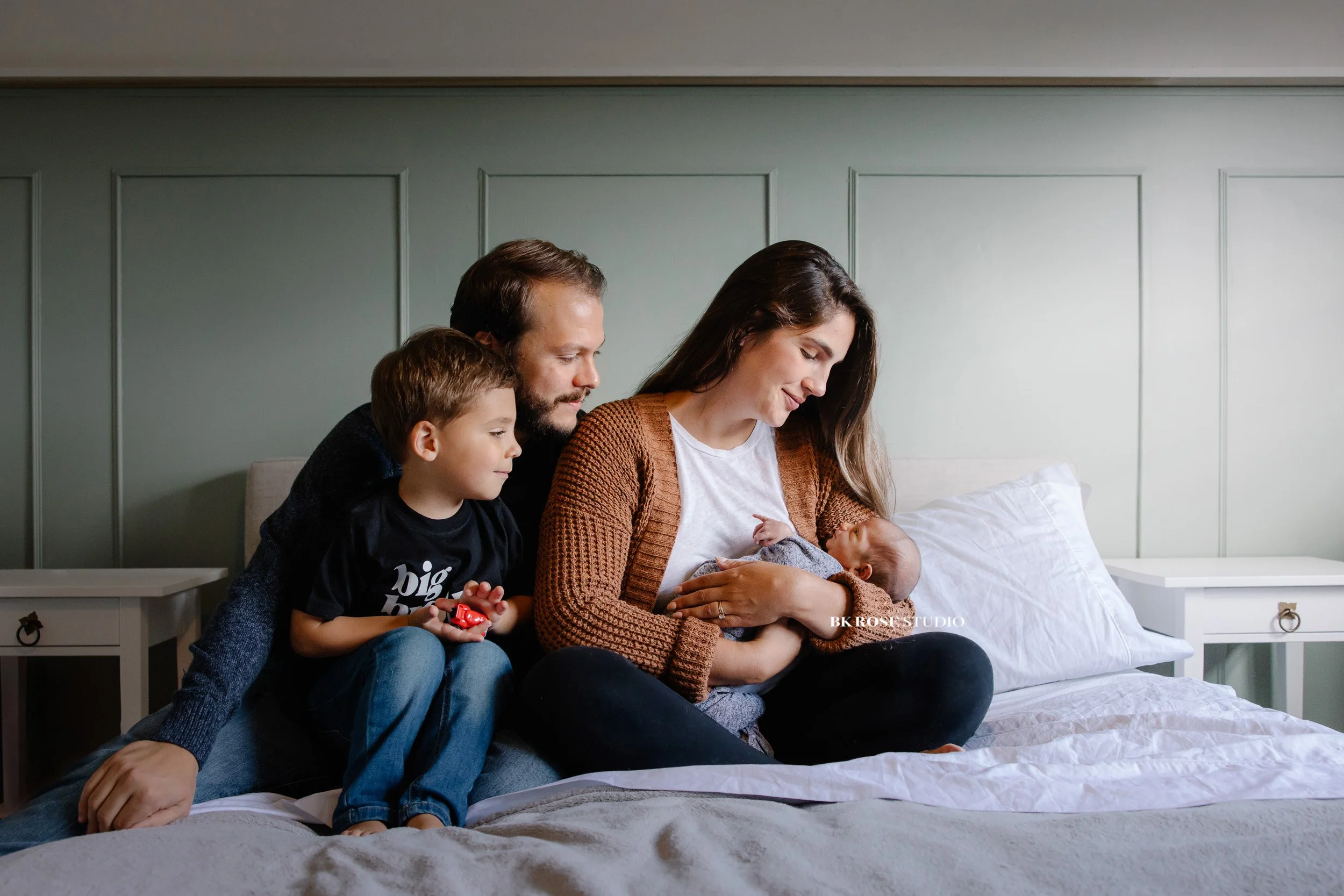 newborn-photographer-near-me-libertyville-illinois-5.jpg