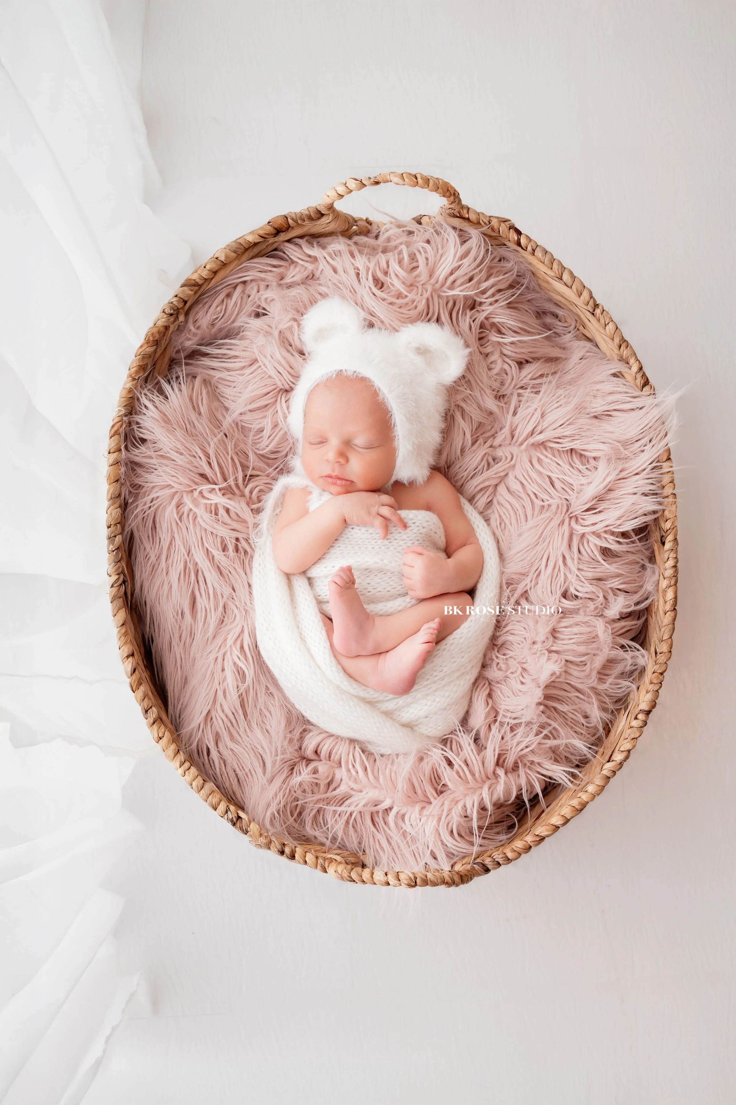 newborn-photographer-near-me-libertyville-illinois-74.jpg
