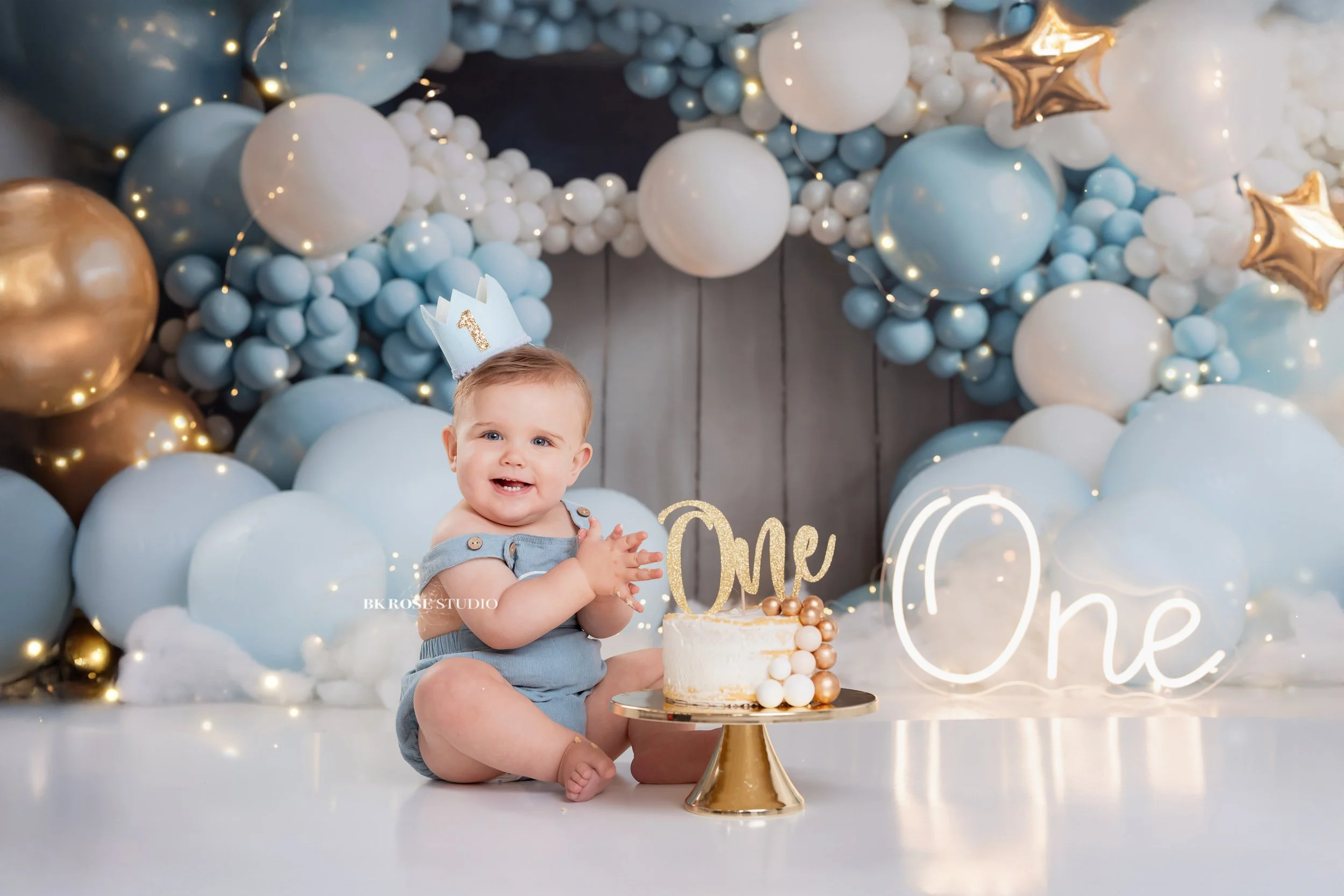 cake-smash-photographer-near-me-libertyville-illinois-49.jpg