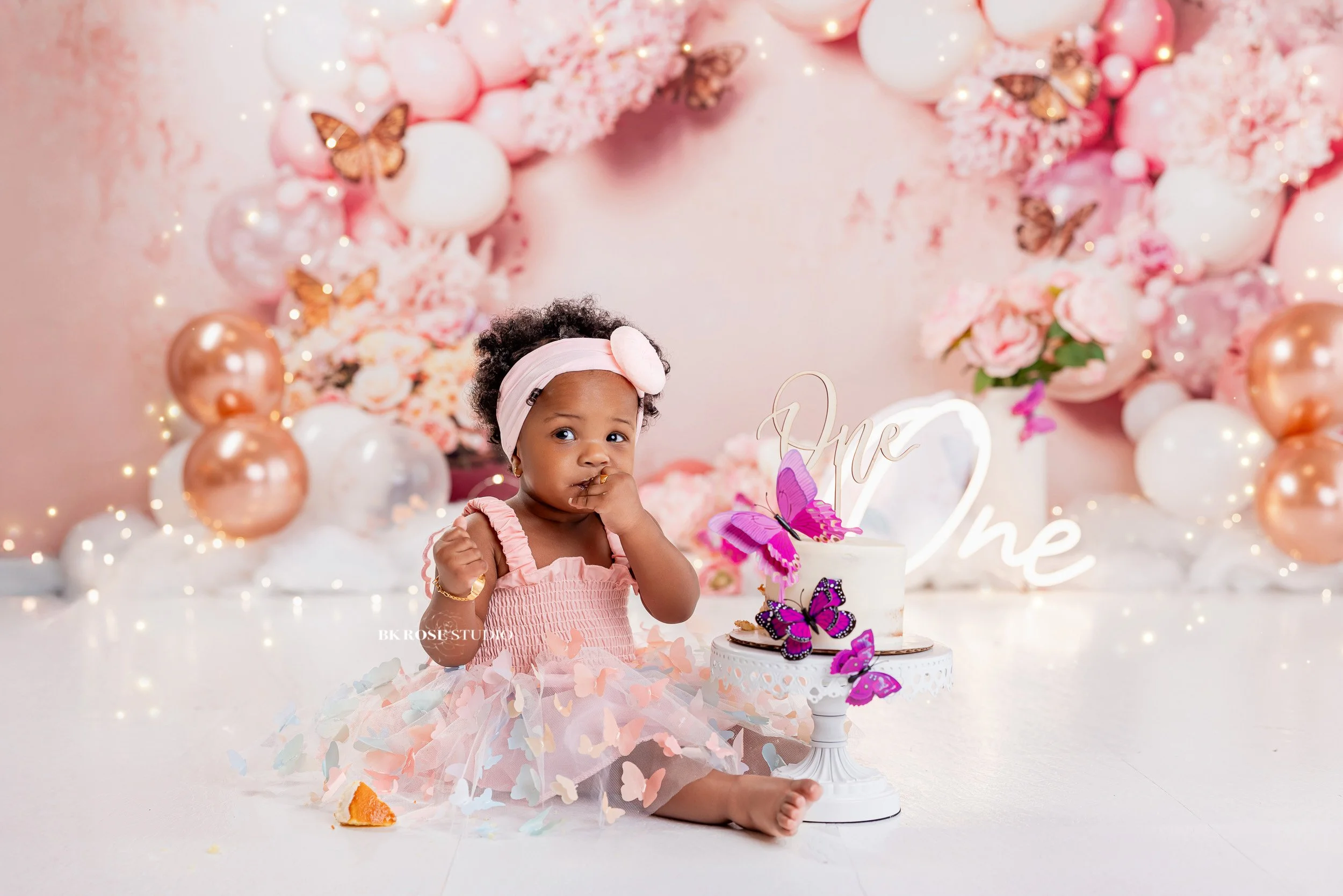 cake-smash-photographer-near-me-libertyville-illinois-9.jpg