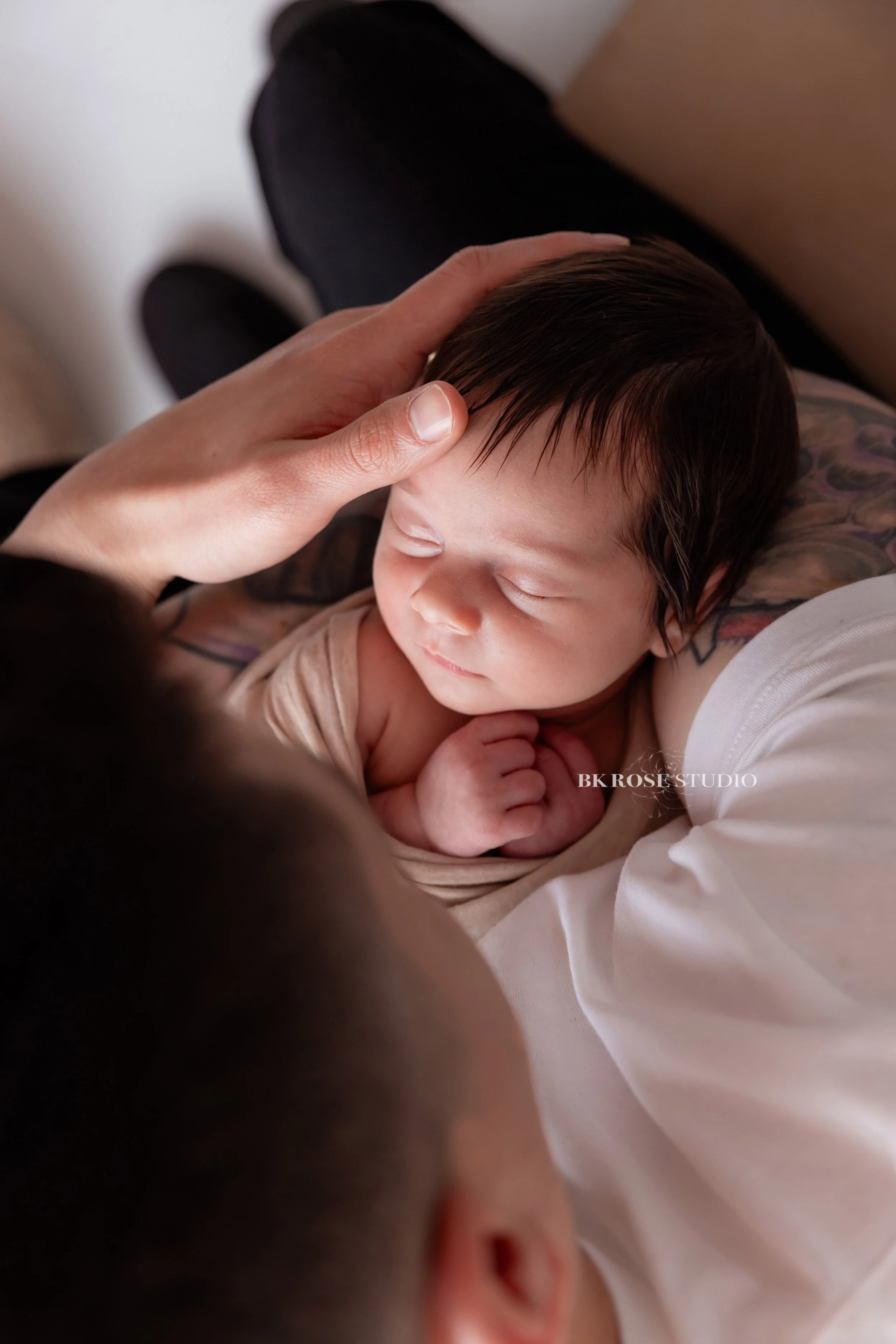 newborn-photographer-near-me-libertyville-illinois-34.jpg