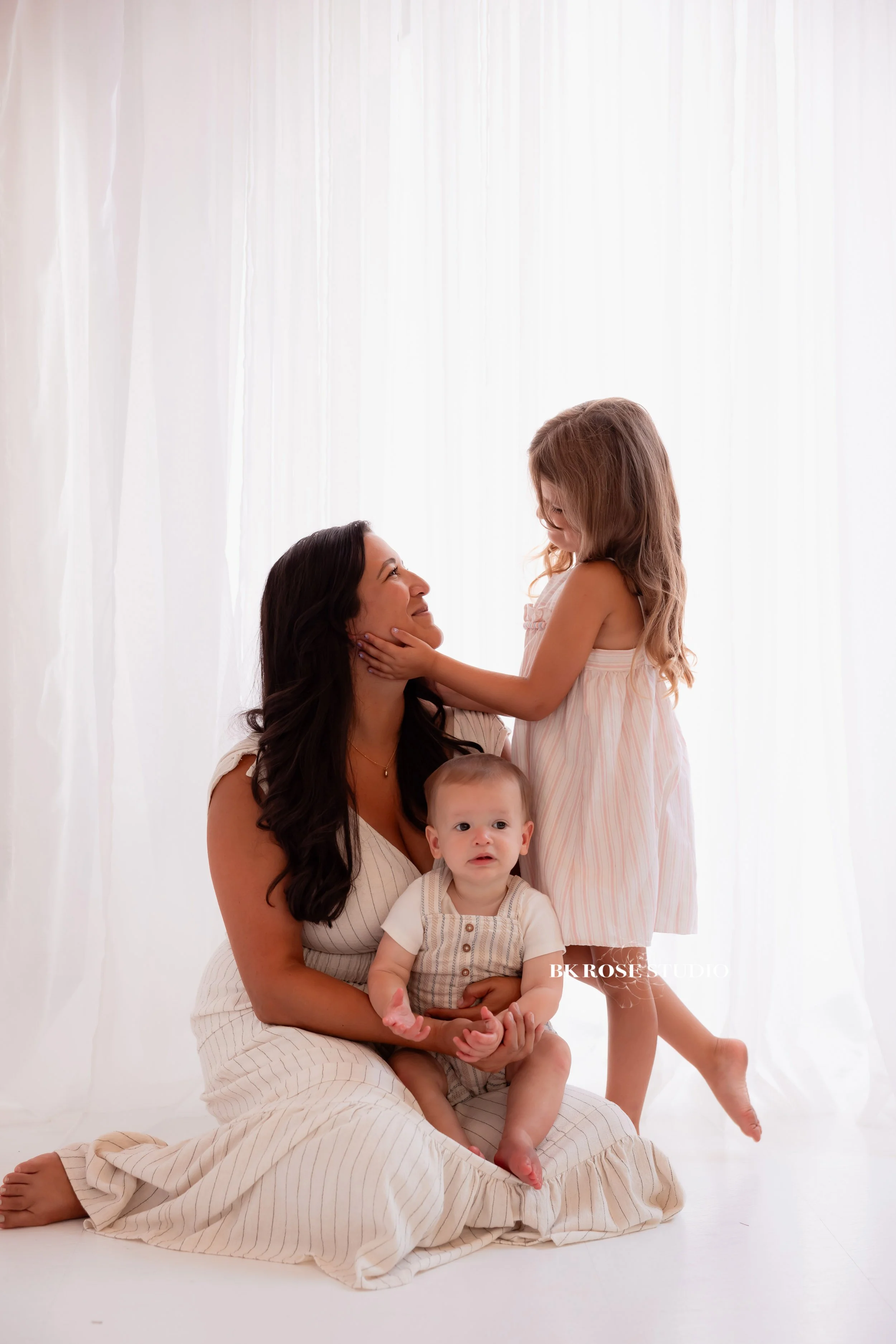 studio-family-photographer-libertyville-illinois-bk-rose-studio-30.jpg