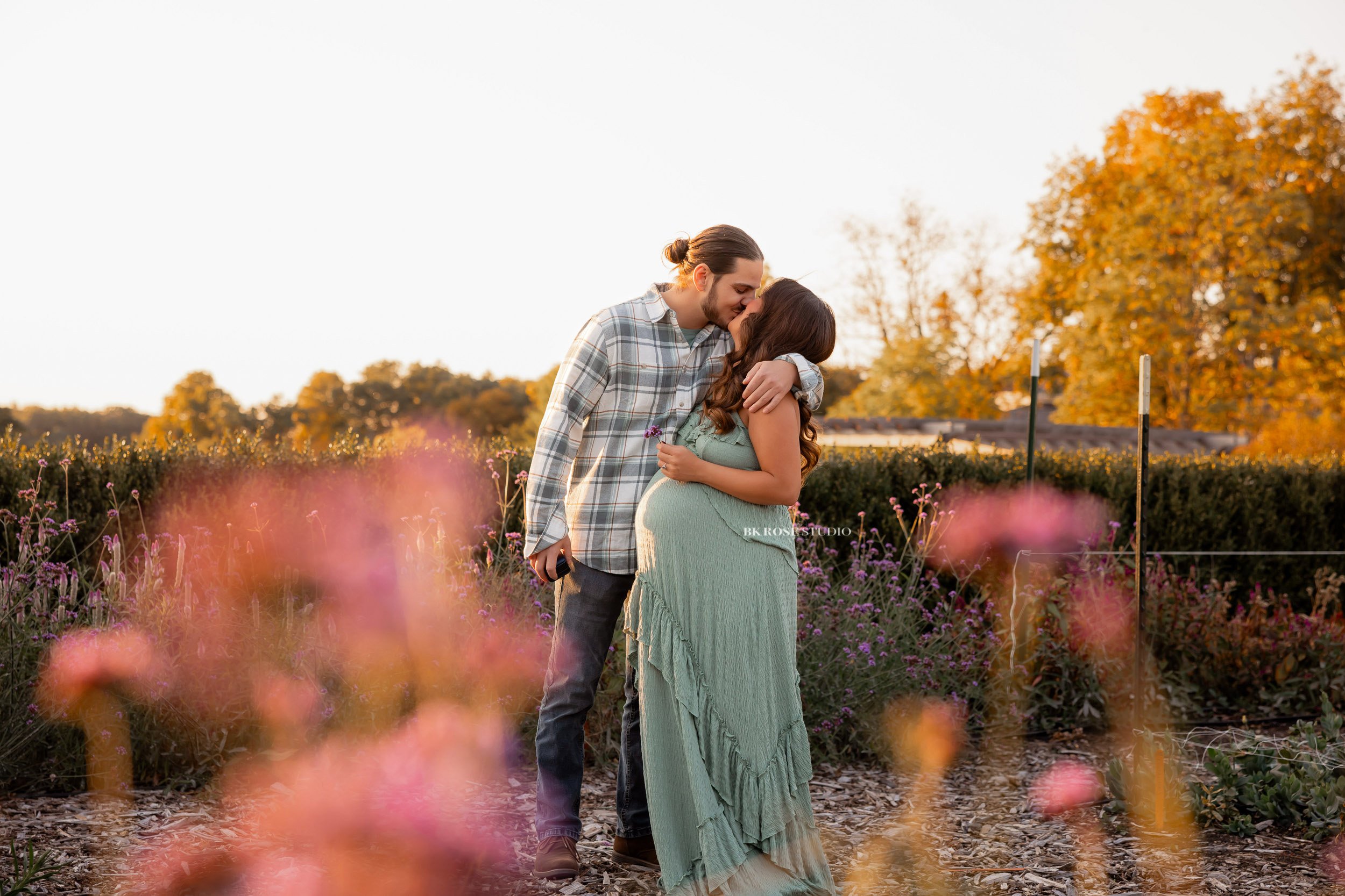 maternity-portrait-photographer-lake-county-il-21.jpg