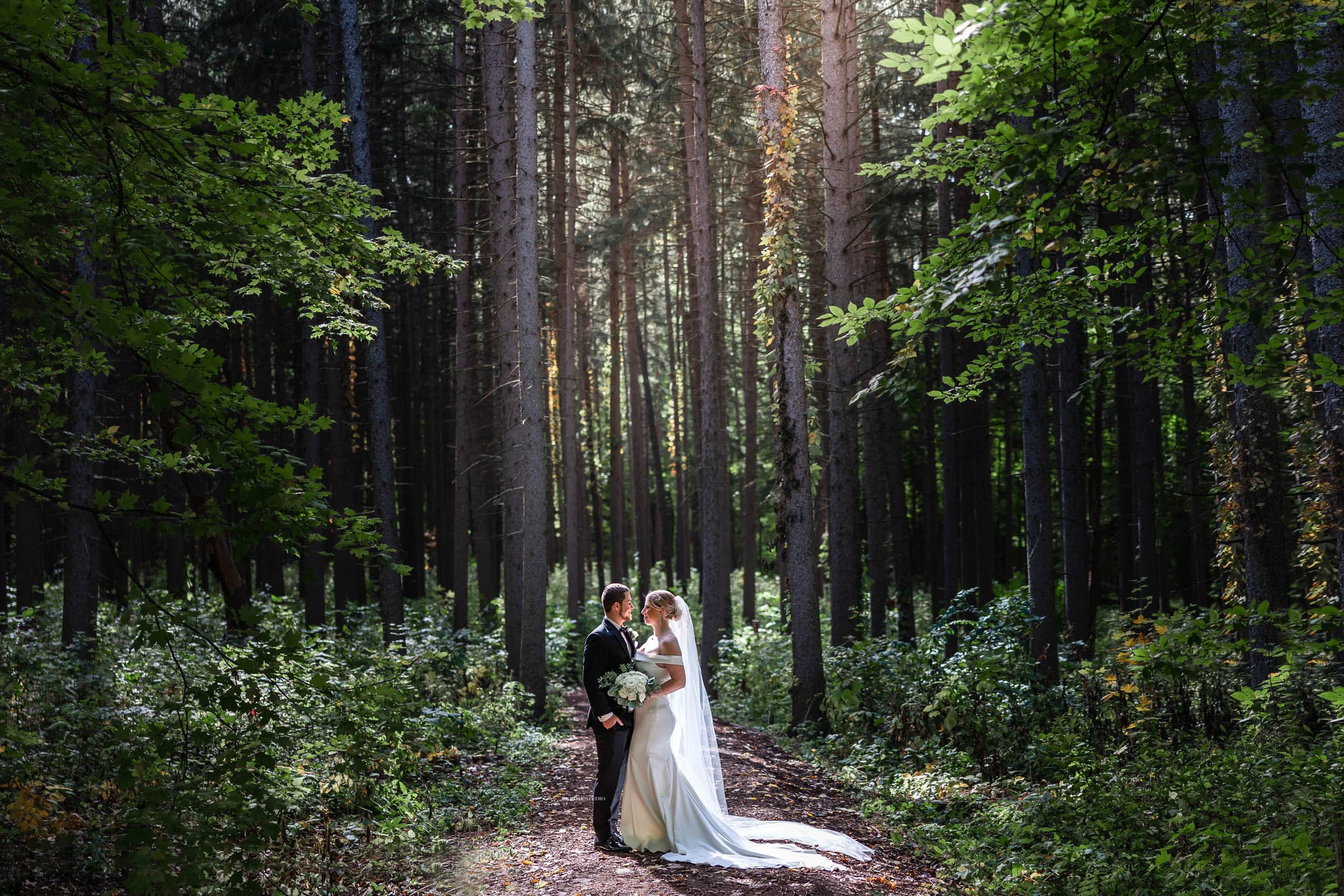 wedding-photographer-libertyville-illinois-bk-rose-studio-22.jpg