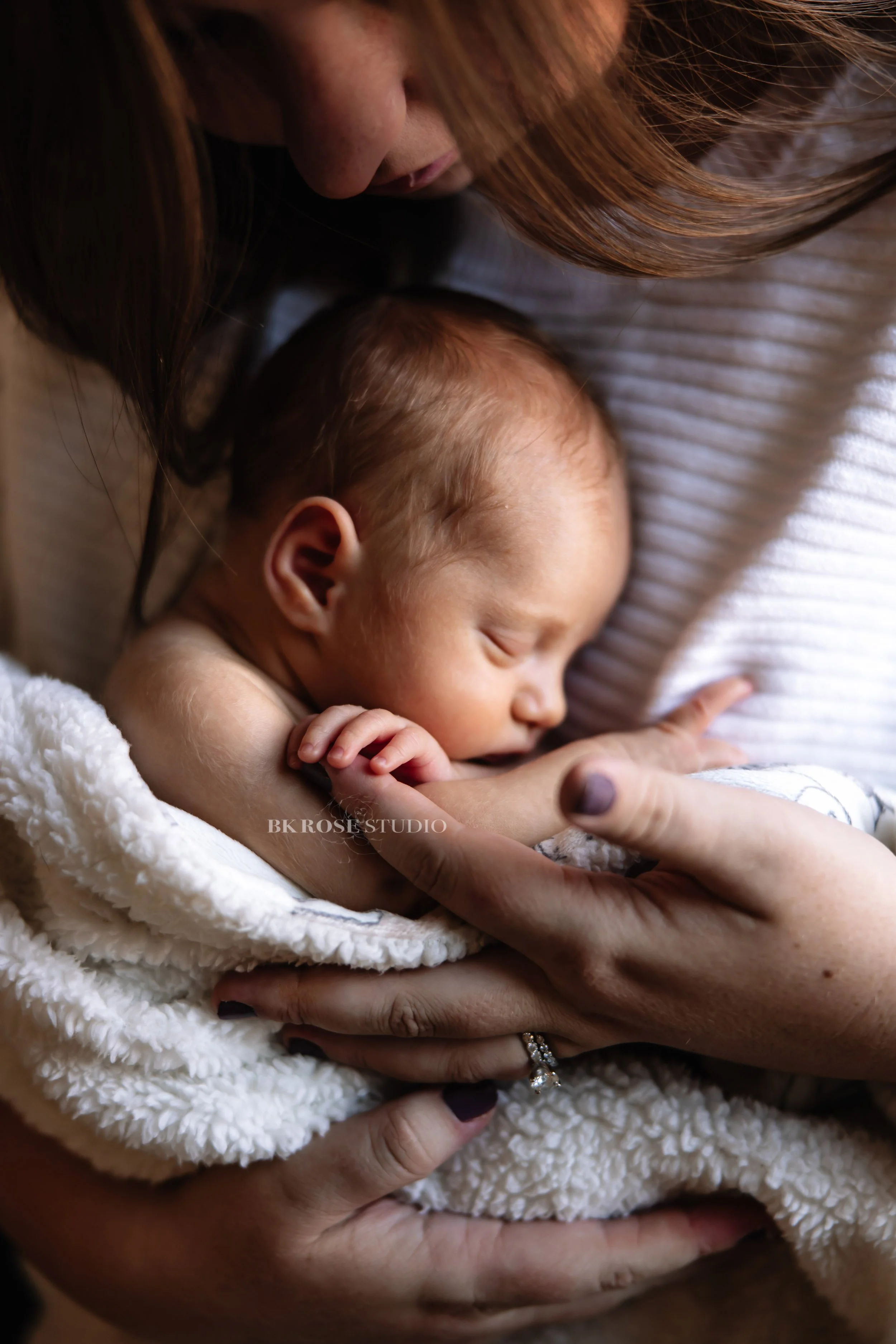 newborn-photographer-near-me-libertyville-illinois-13.jpg