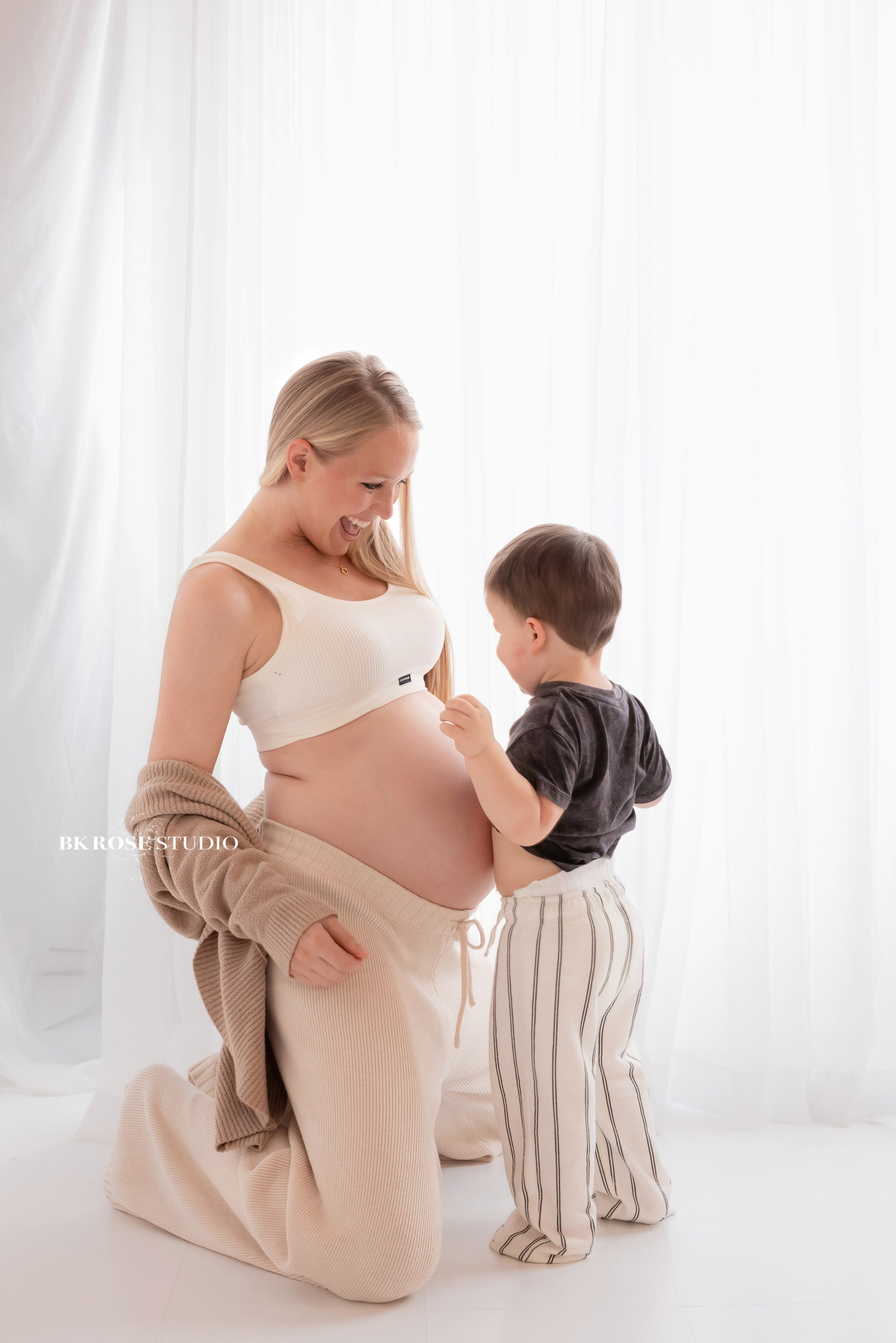 Expecting mother posing for a maternity portrait session in Lake County Illinois