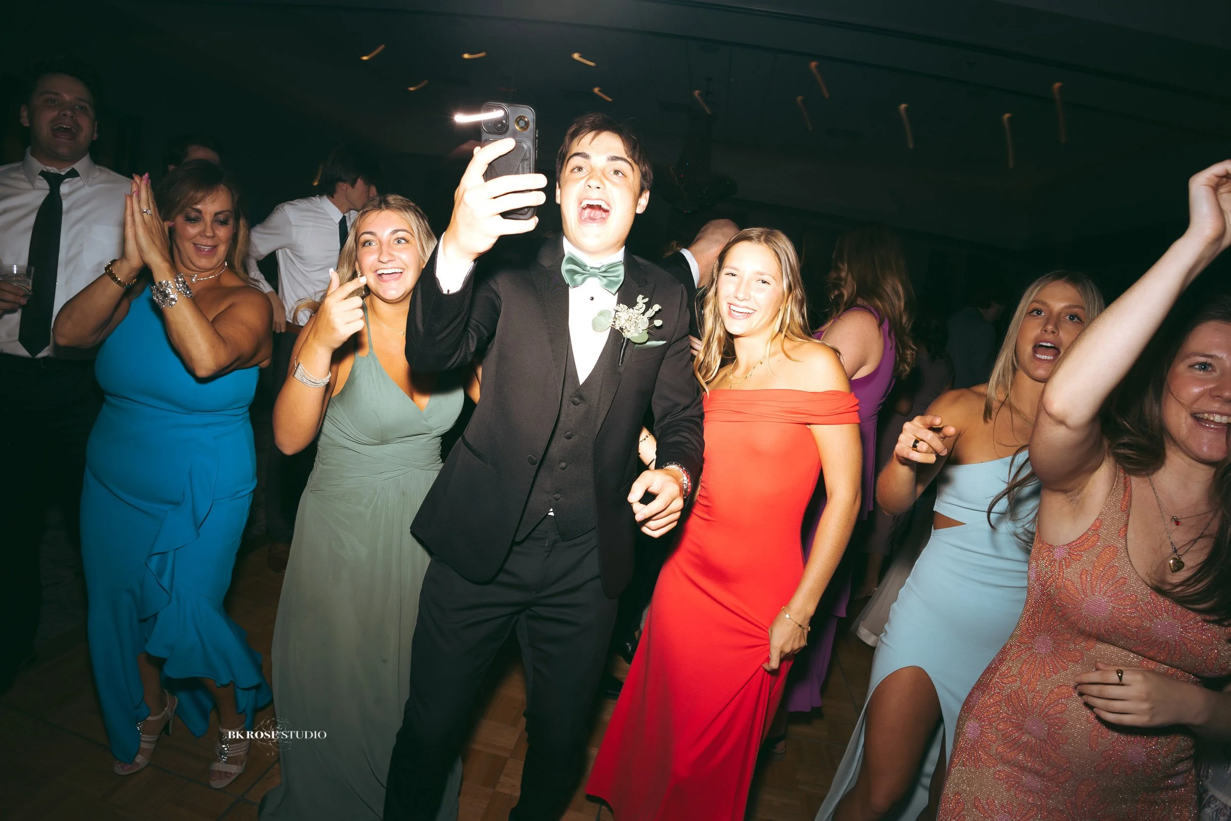 wedding-photographer-libertyville-illinois-bk-rose-studio-94.jpg