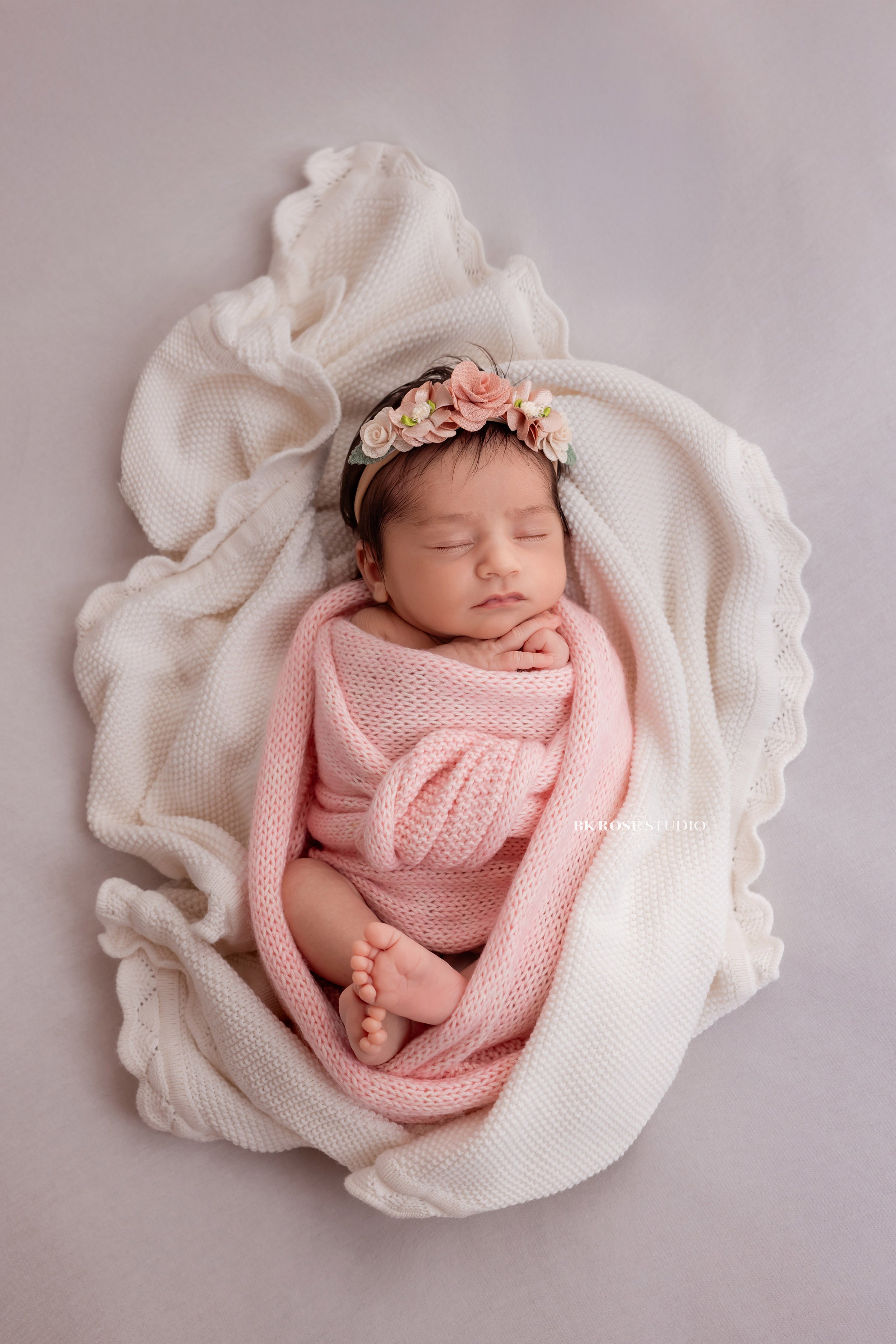 home-newborn-photographer-libertyville.jpg