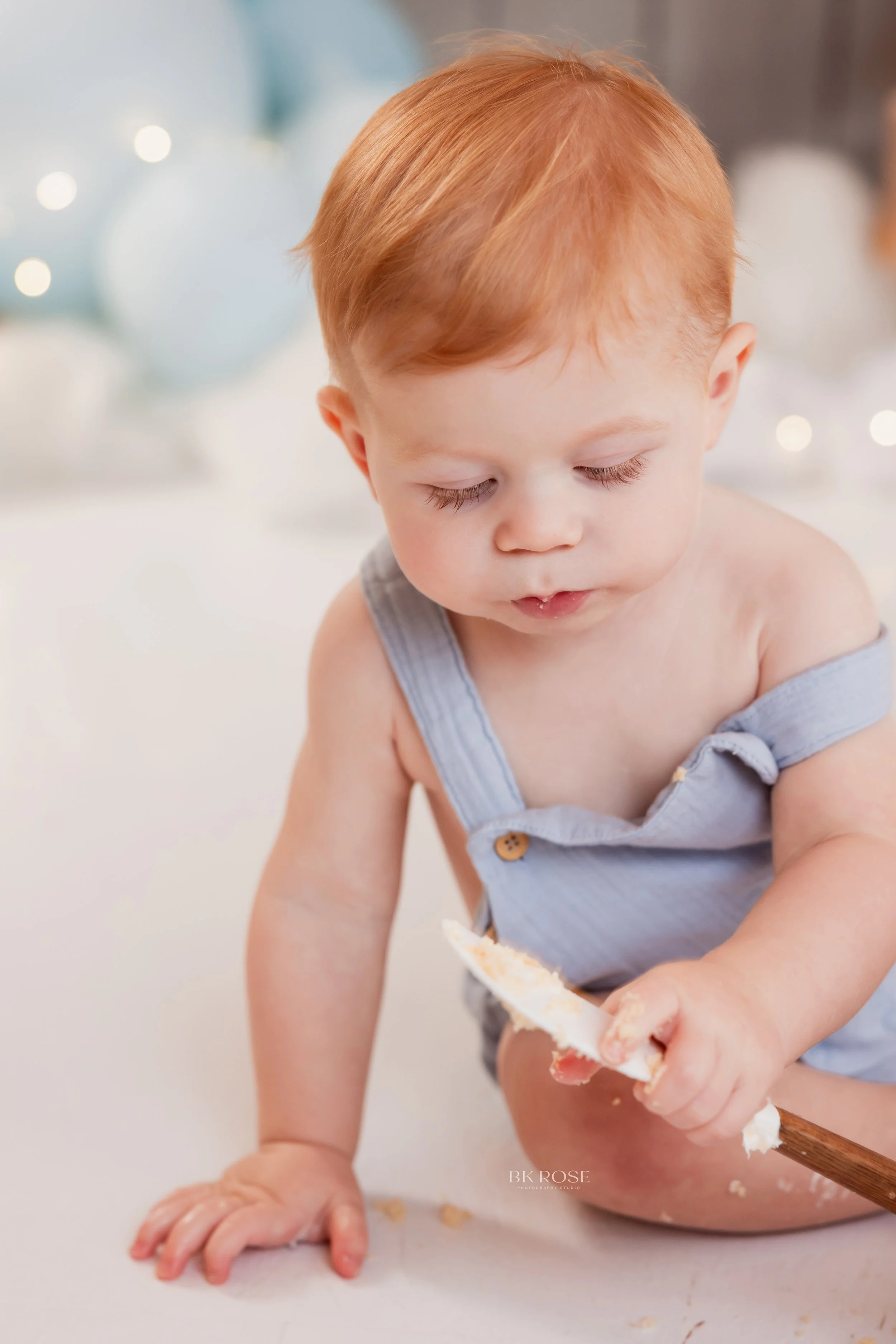 cake-smash-one-year-baby-12.jpg