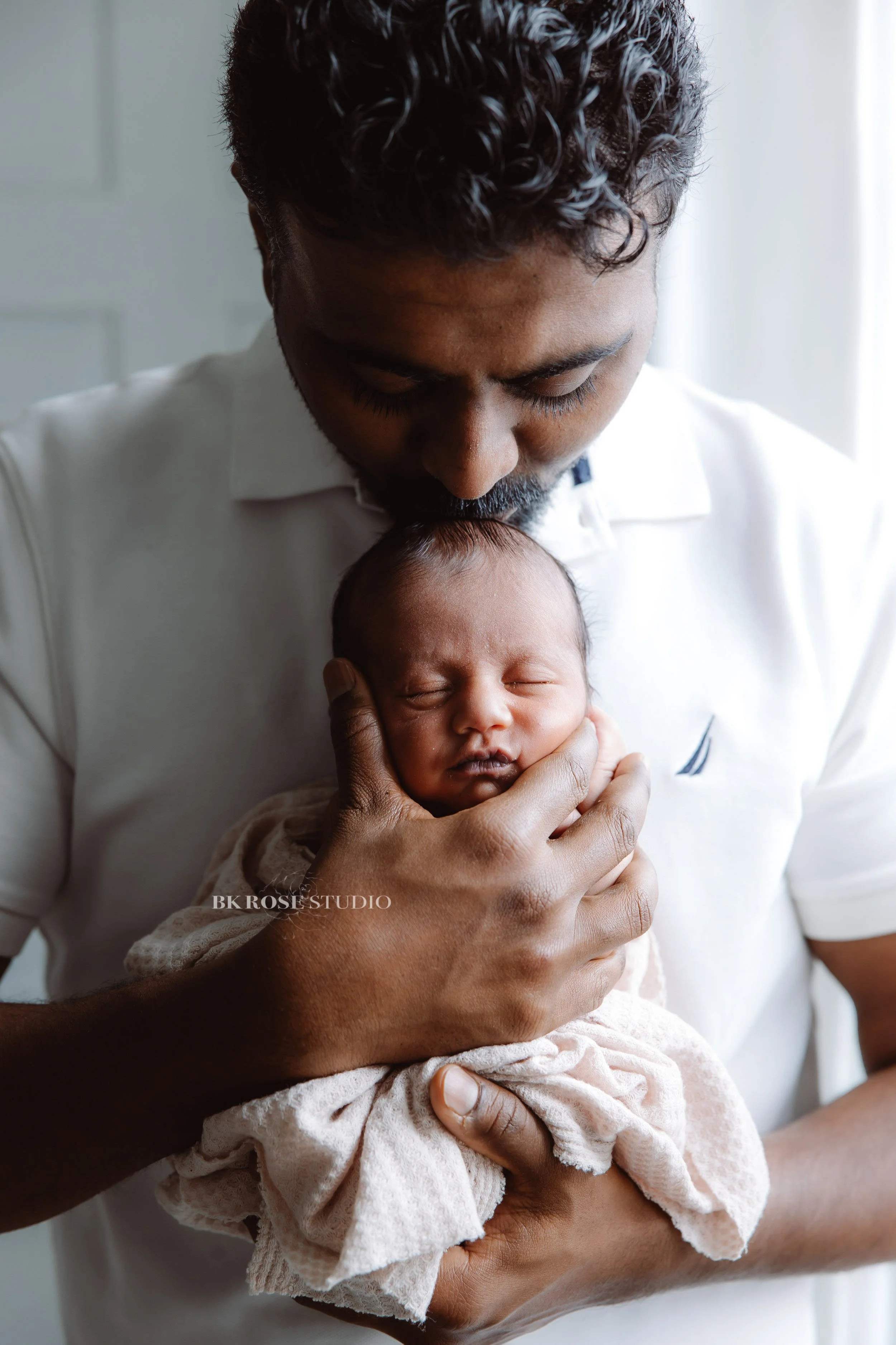 newborn-photographer-near-me-libertyville-illinois-18.jpg