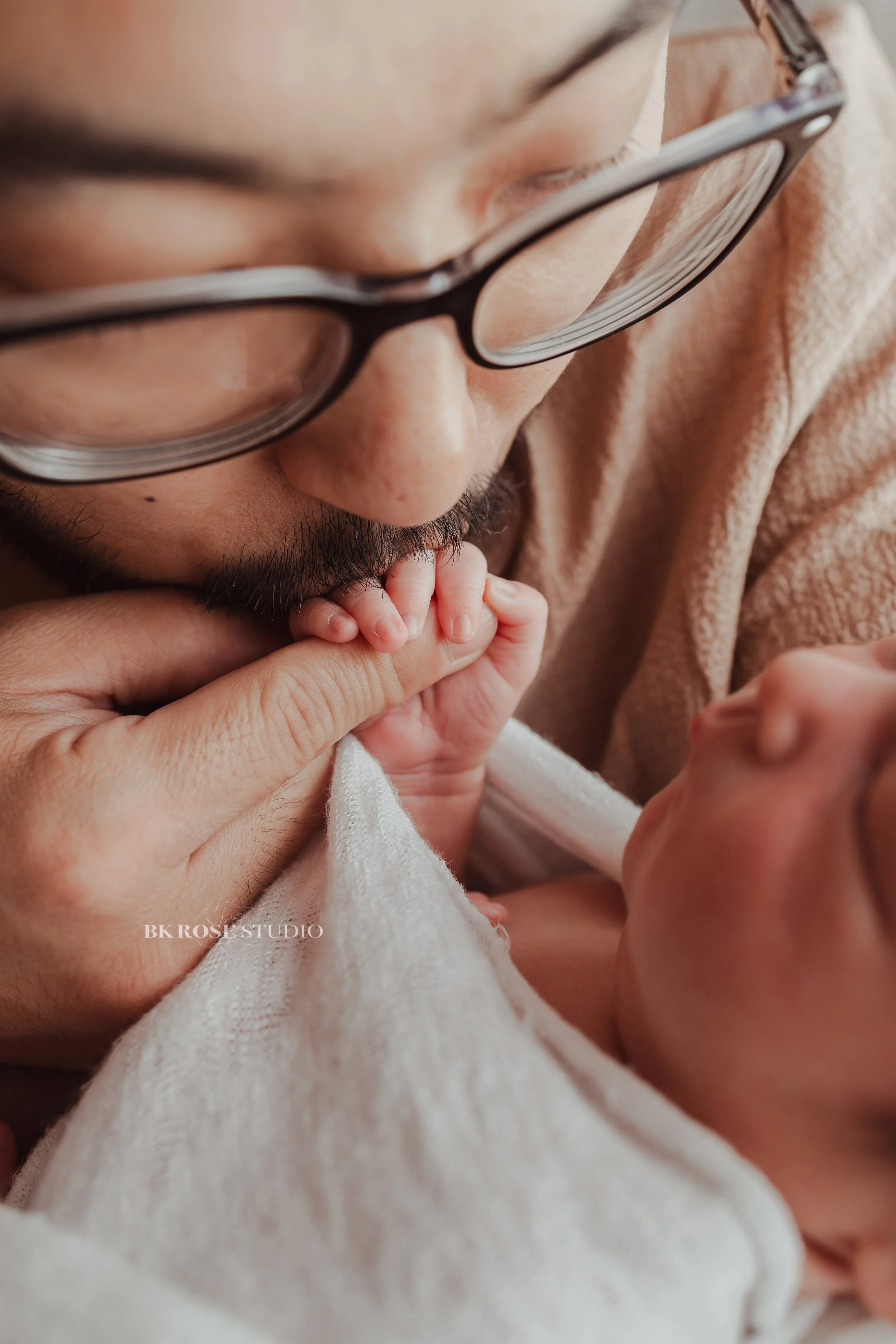 newborn-photographer-near-me-libertyville-illinois-48.jpg
